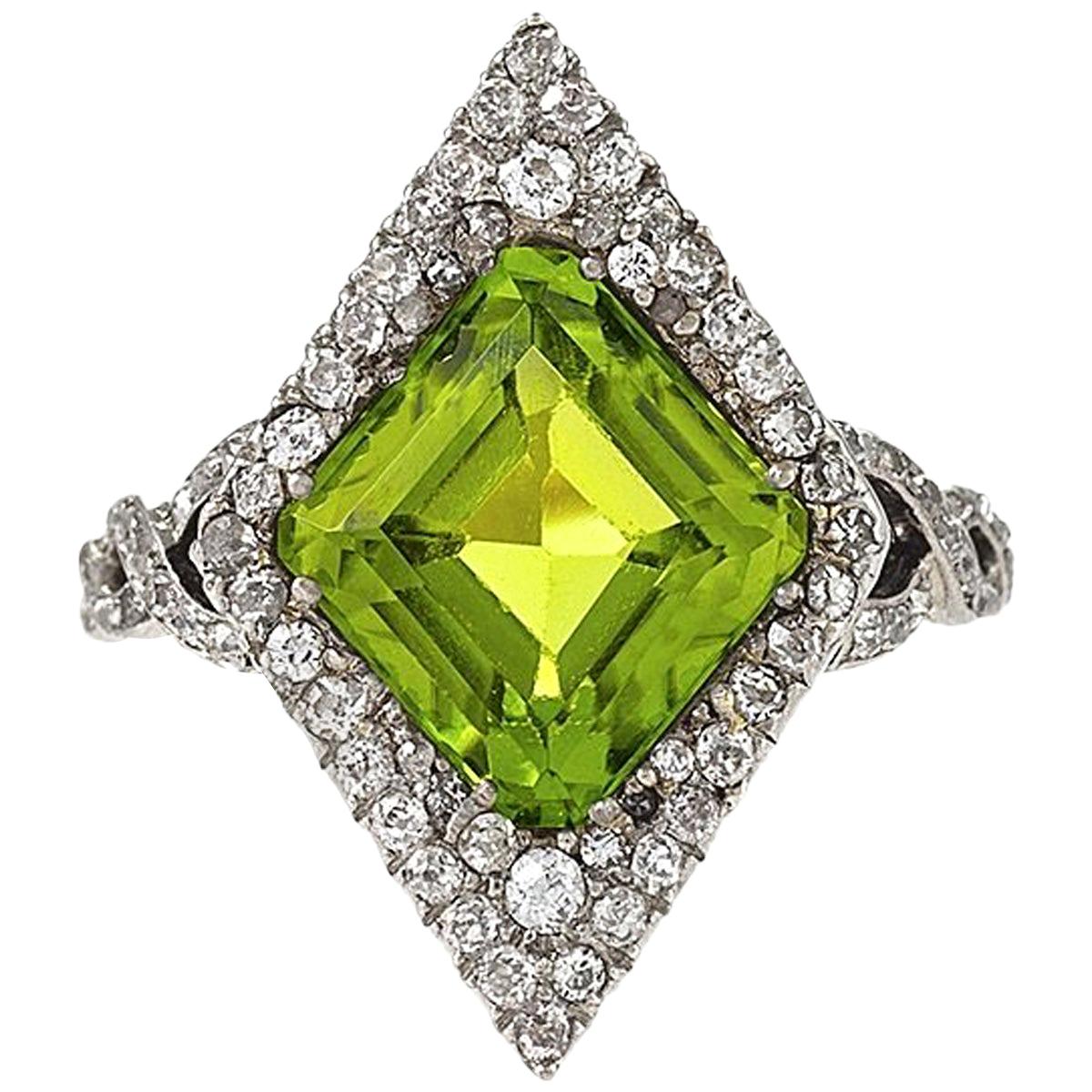 Edwardian Gold and Platinum Peridot Ring