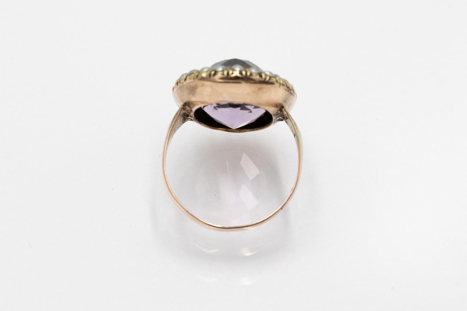 Edwardian gold ring with amethyst and natural pearls, 1911-1912. For Sale 4