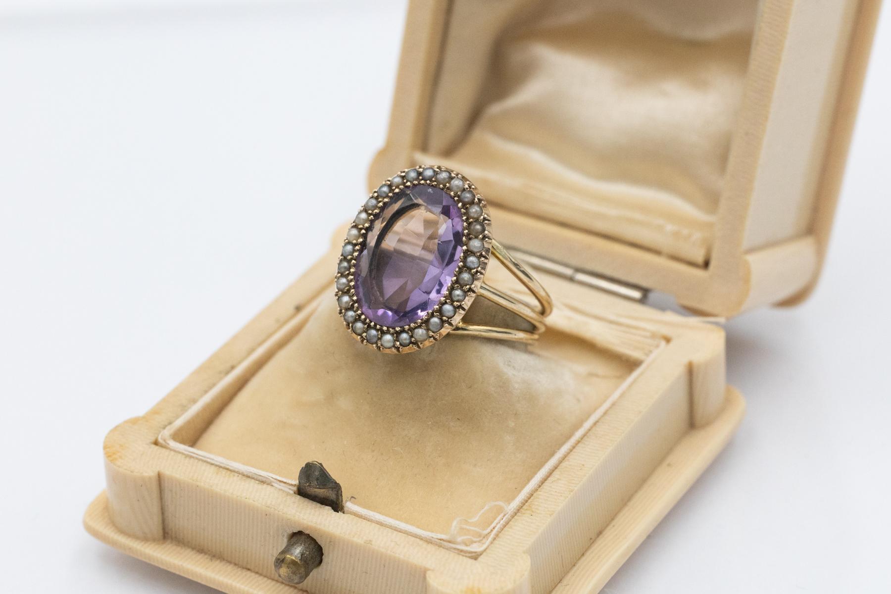 Edwardian gold ring with amethyst and natural pearls, early 20th century in vendita 3