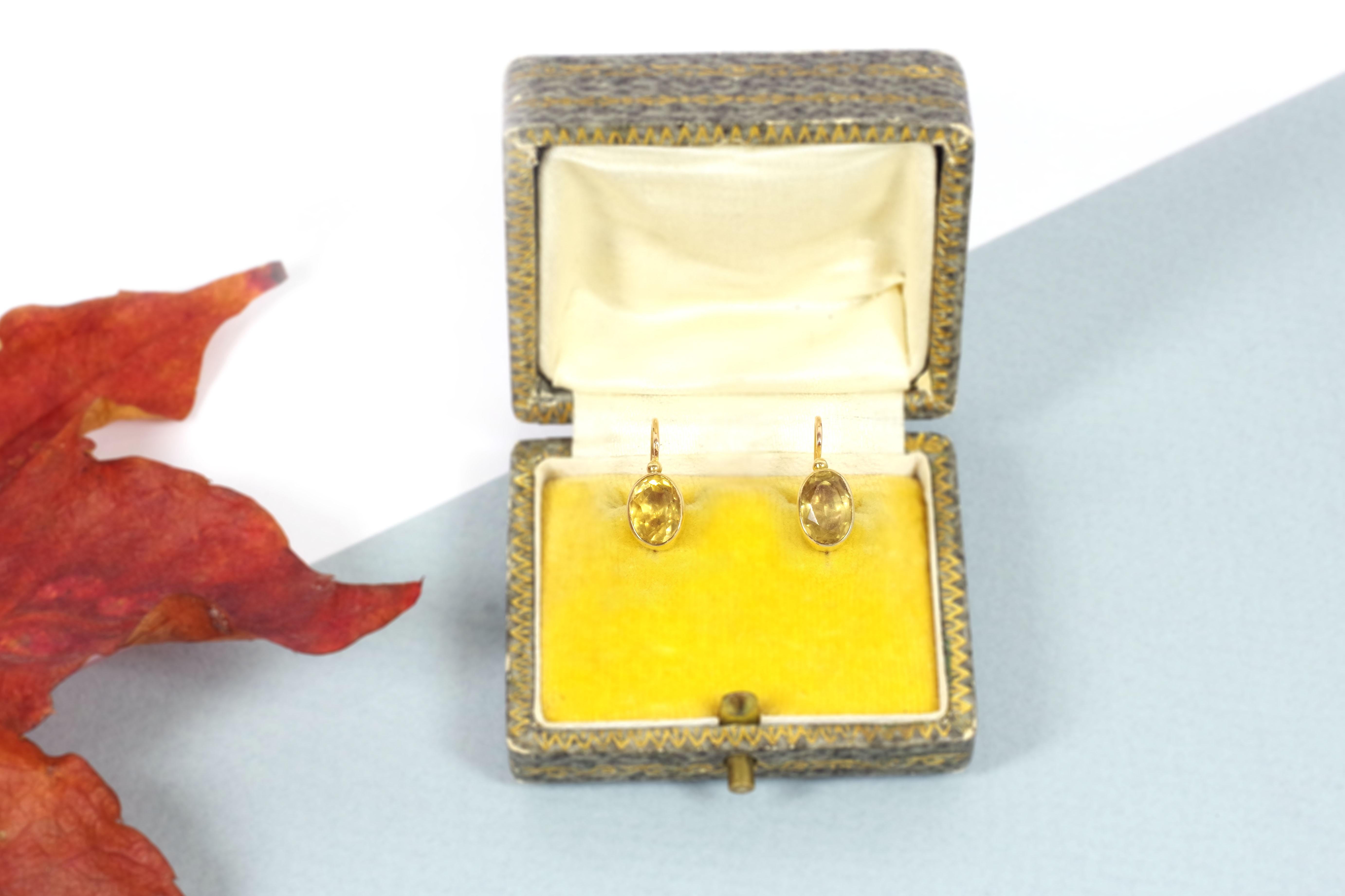 Edwardian gold sleeper earrings 1