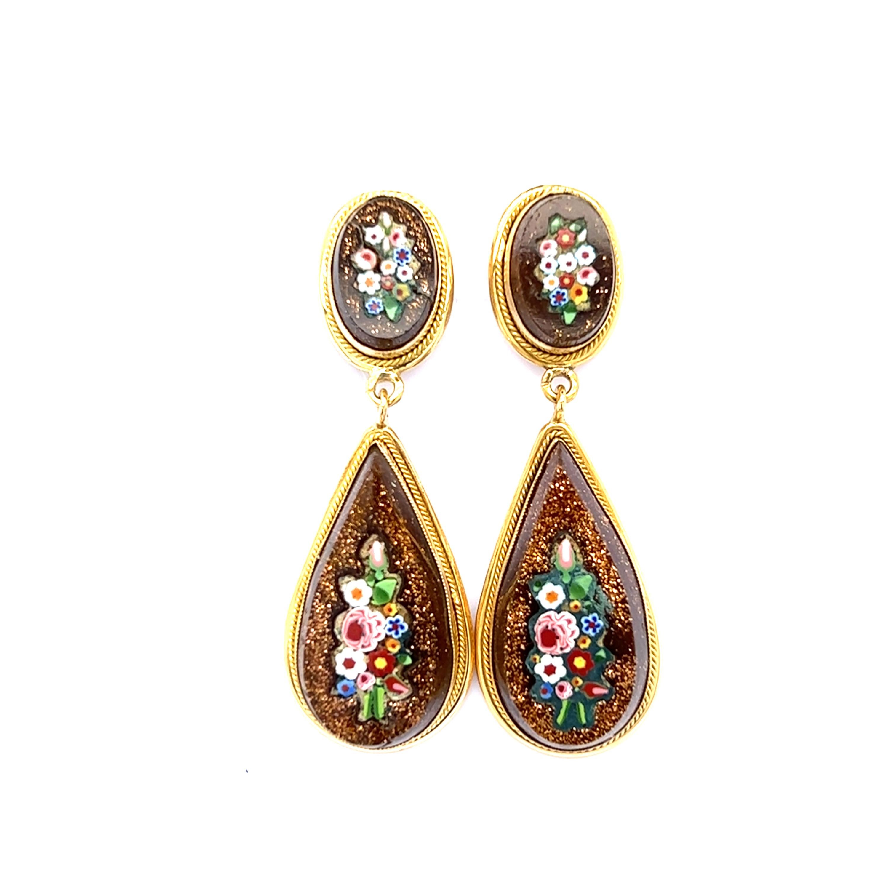 Edwardian Goldstone Micro Mosaic Dangle Earrings in 18K Gold In Good Condition In Towson, MD