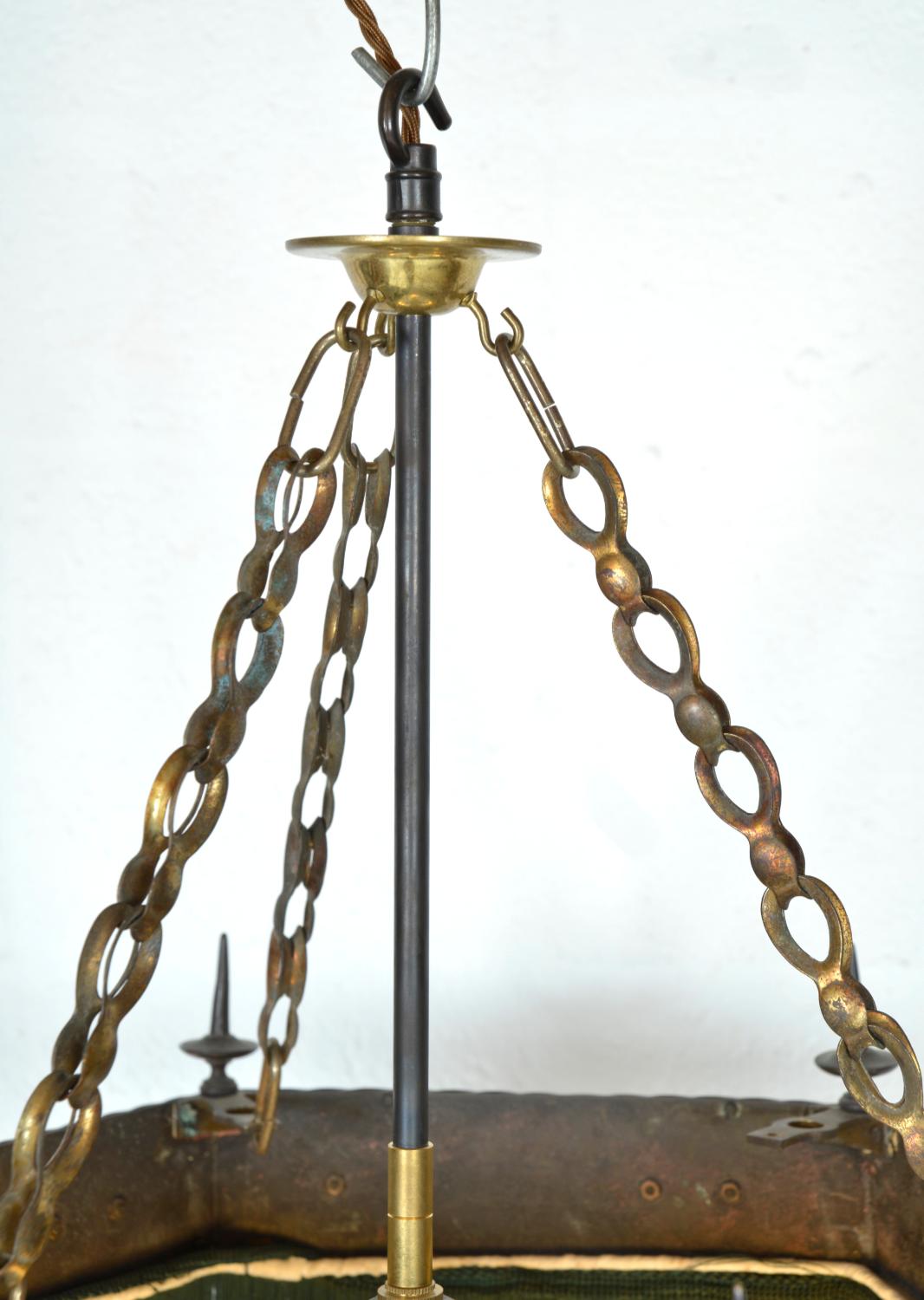 Lampadario a sospensione gotico edoardiano esagonale con frange in rame verde e nappe in vendita 3