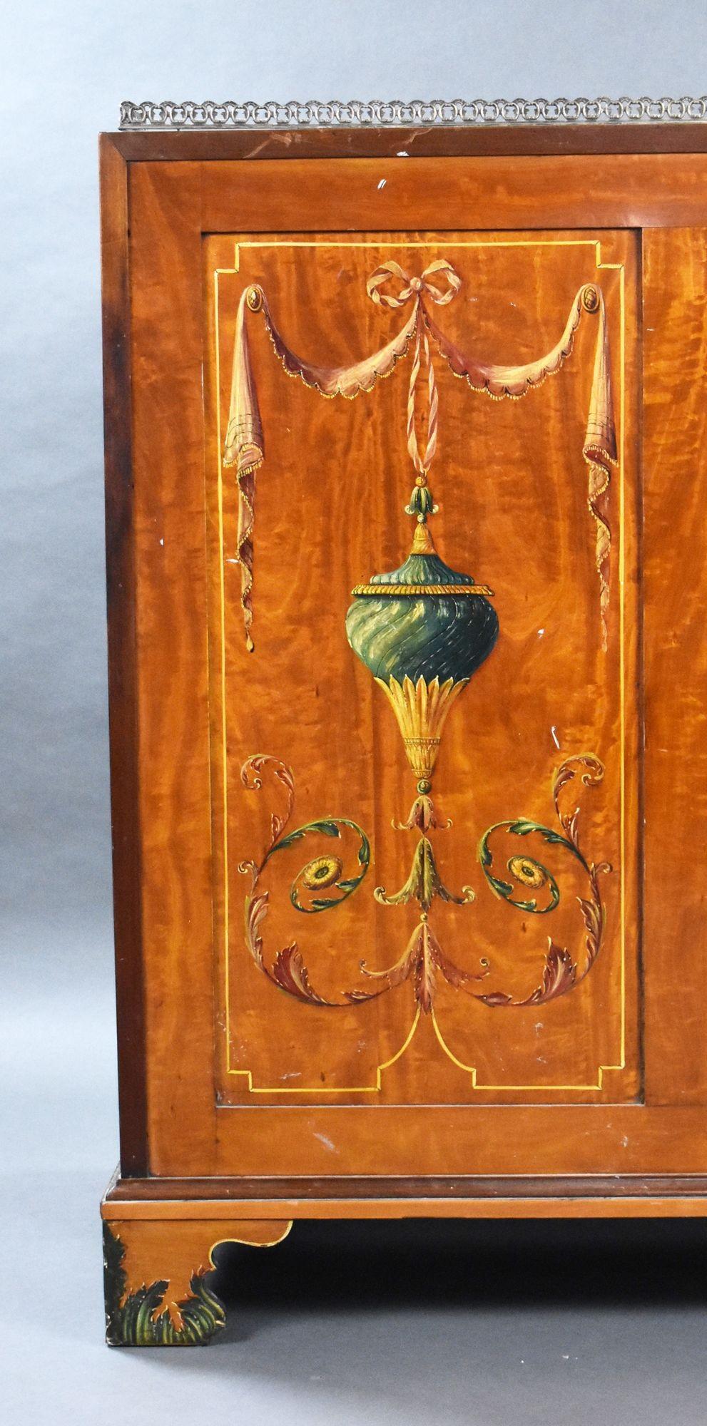 Edwardianisches handbemaltes Büro aus Seidenholz im Angebot 12