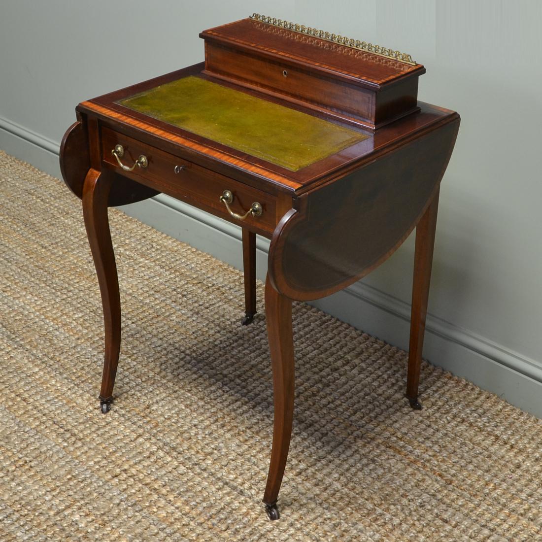 Edwardian Inlaid Mahogany Antique Writing Table (Frühes 20. Jahrhundert)