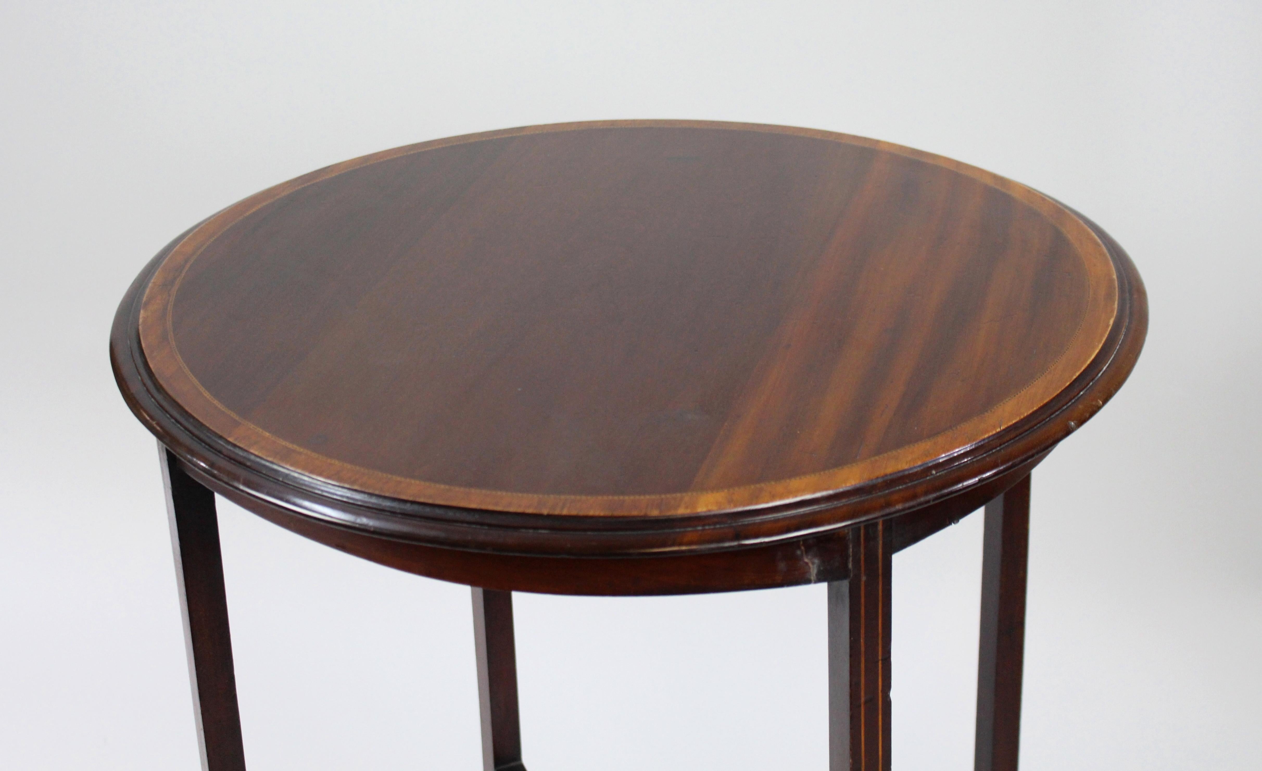 Edwardian Inlaid Mahogany Circular Lamp Table For Sale 1