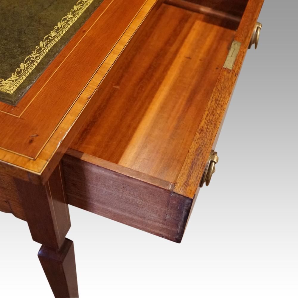 English Edwardian inlaid mahogany desk For Sale