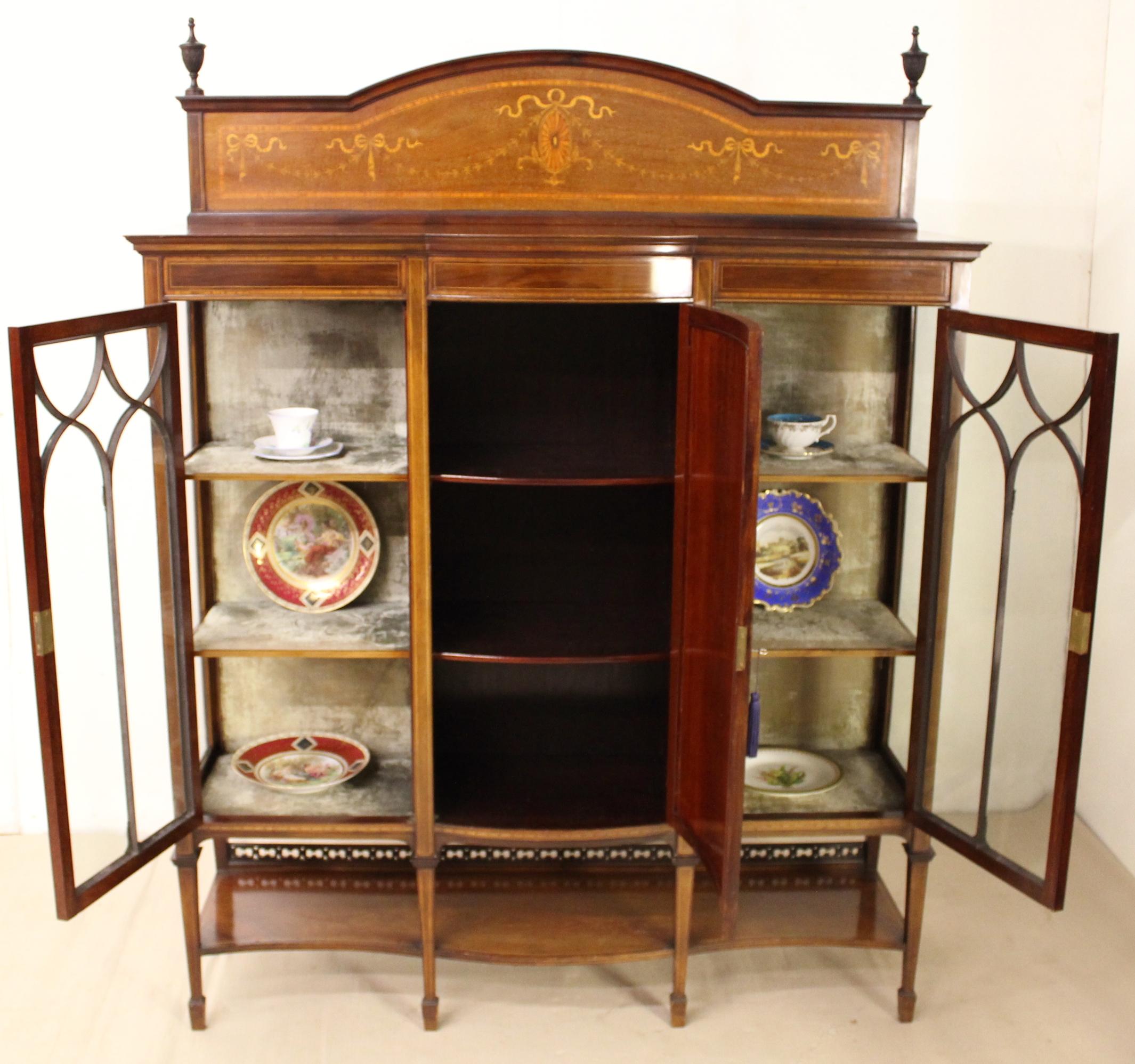 Edwardian Inlaid Mahogany Display Cabinet For Sale 2