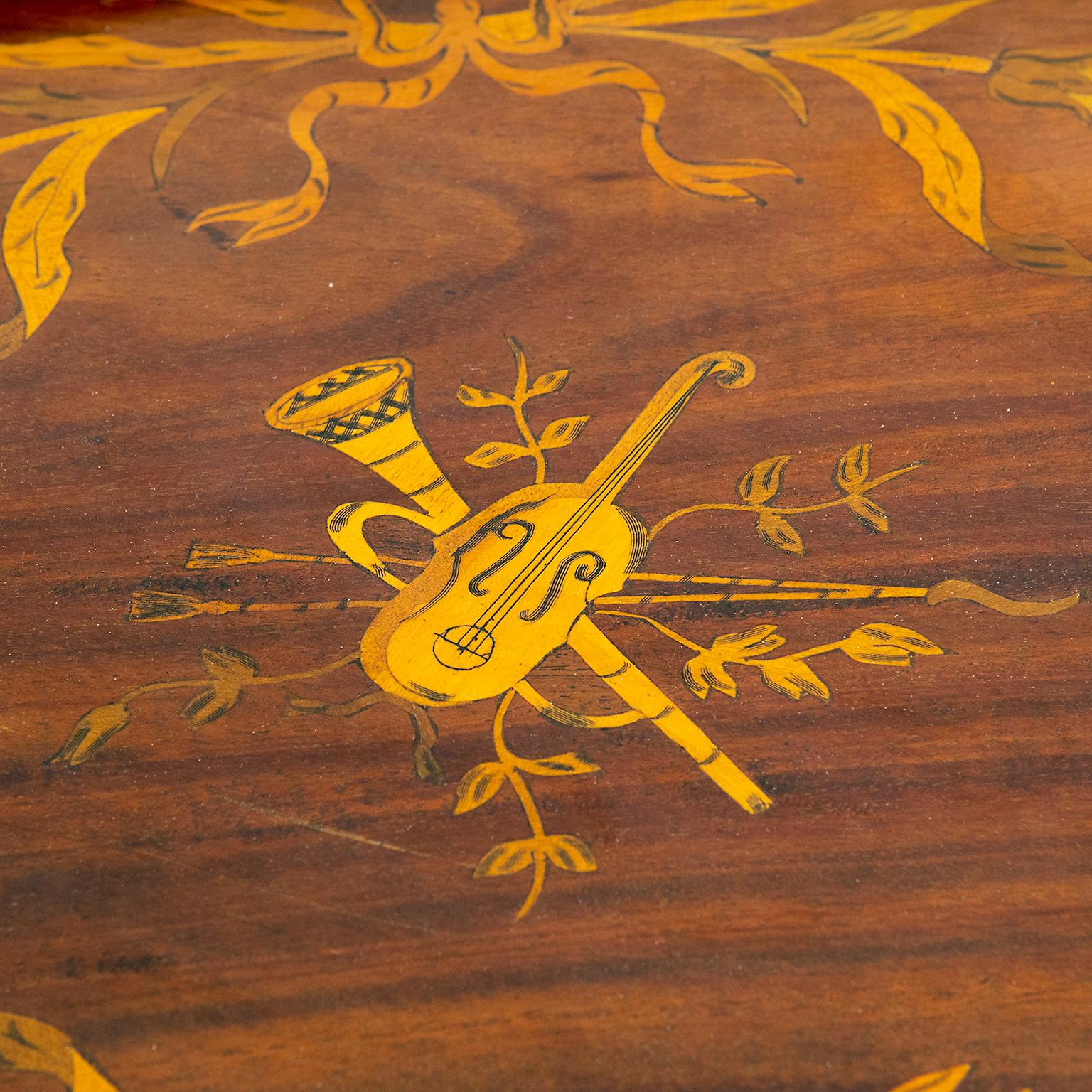 Inlay Edwardian Inlaid Mahogany Oval Tray, England