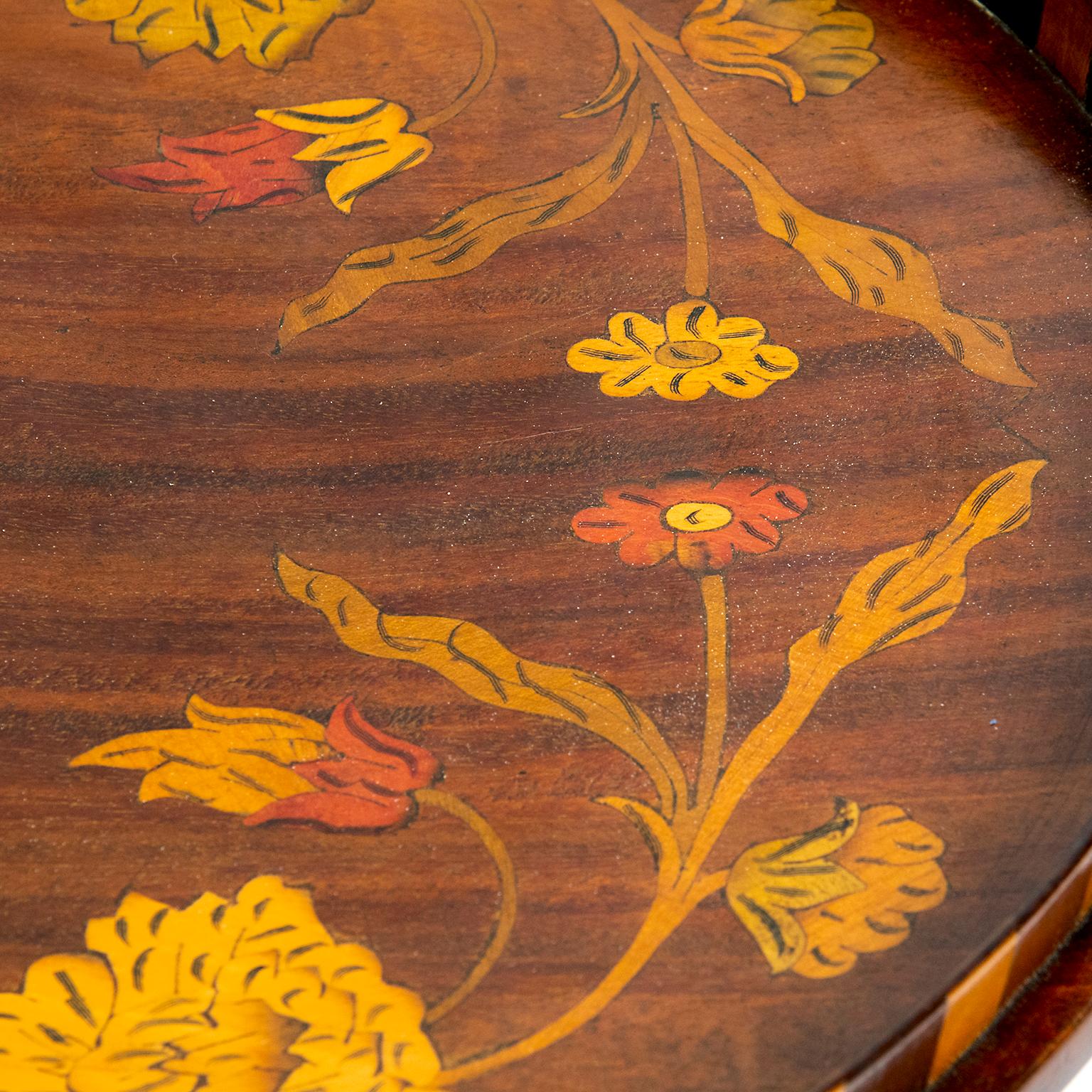 Edwardian Inlaid Mahogany Oval Tray, England In Good Condition In Toronto, ON