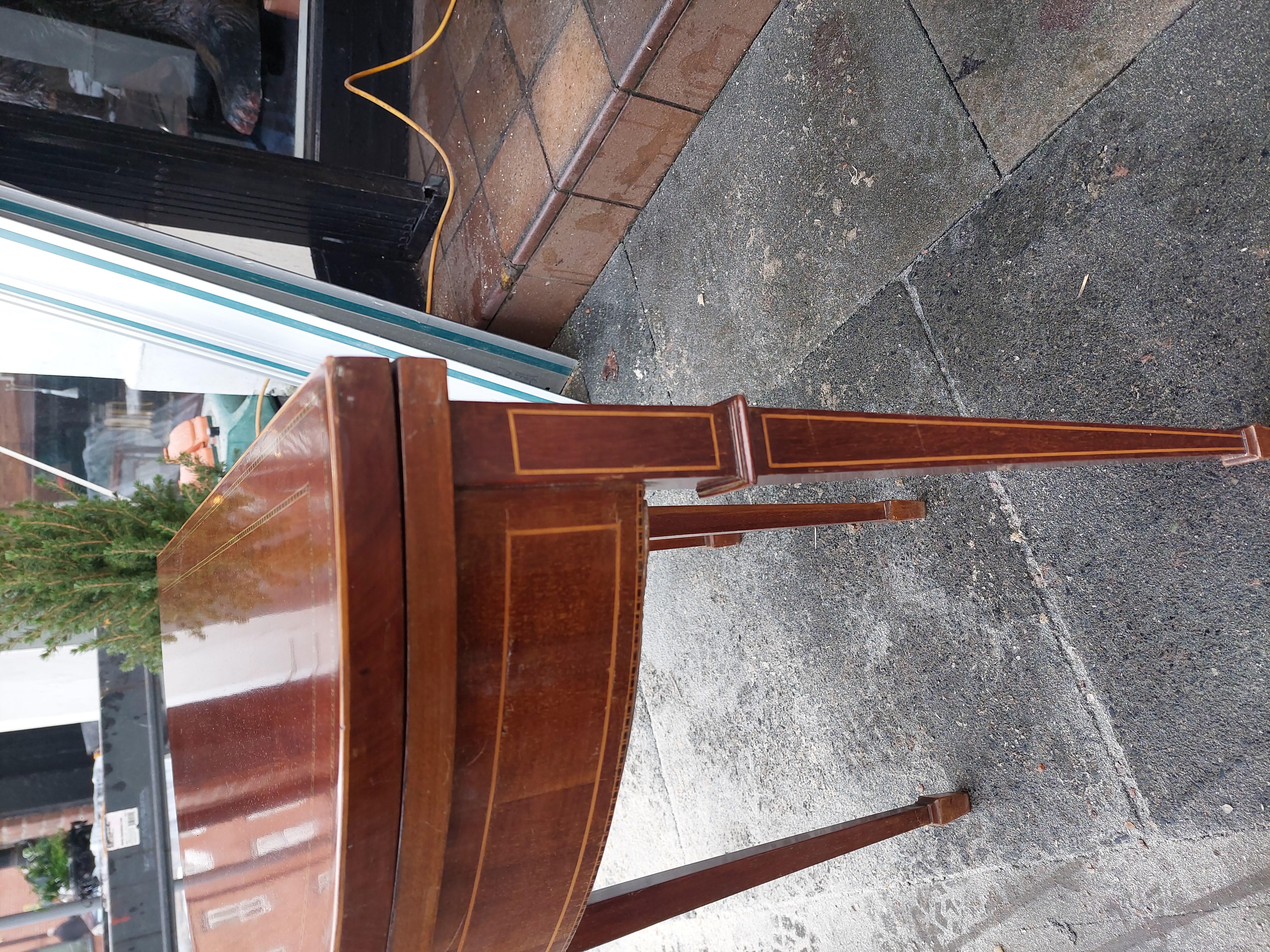 English Edwardian inlaid mahogany turnover top card table For Sale