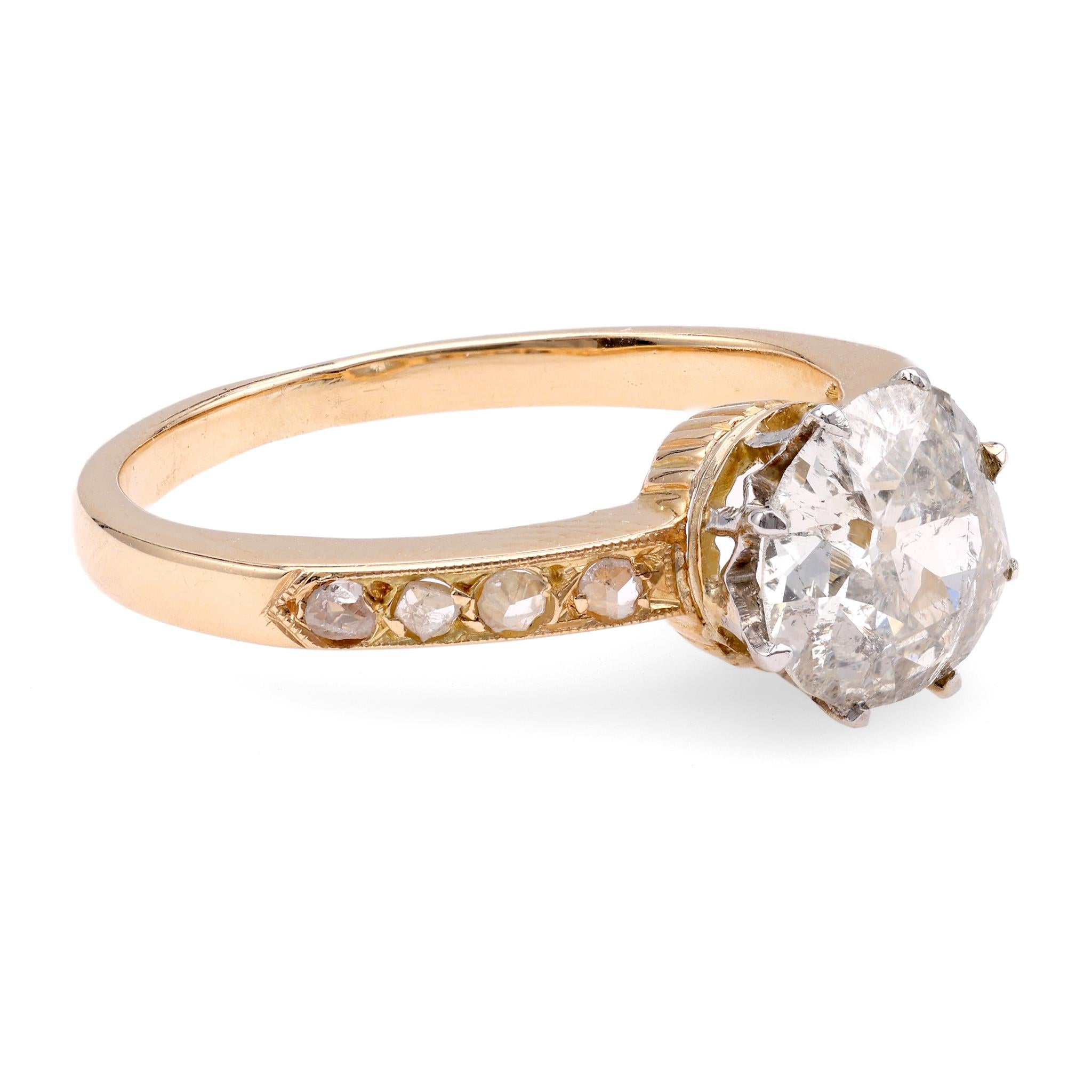 Taille vieille mine Bague de fiançailles d'inspiration édouardienne en or jaune et blanc 18 carats avec diamants de 1,24 carat en vente