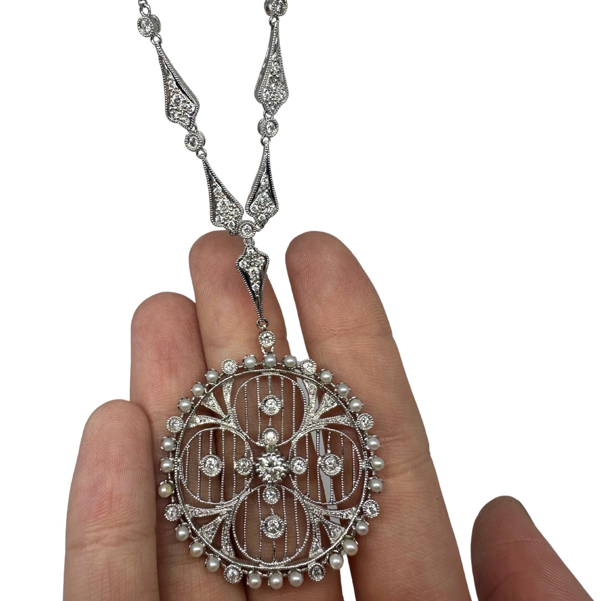 Collana con ciondolo in filigrana di diamanti e perle in oro bianco 18k di ispirazione edoardiana in vendita 6