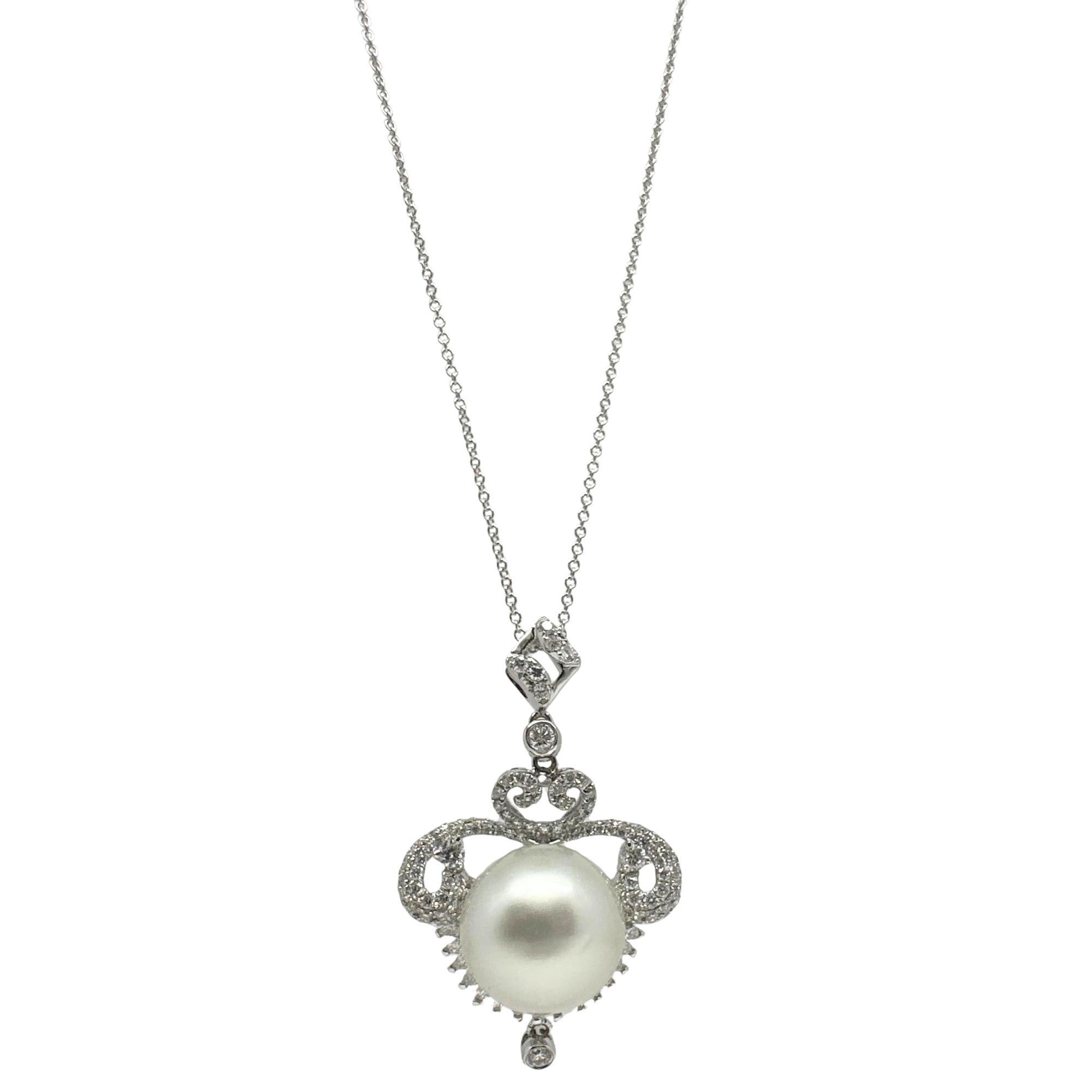 Collar de oro blanco de 18 quilates con diamantes y perlas inspirado en la época eduardiana 0,93 ct
Estado: En buen estado, con algunos pequeños desgastes superficiales propios de la edad.
Cadena: 18 pulgadas se puede acortar a 16 pulgadas
Medidas