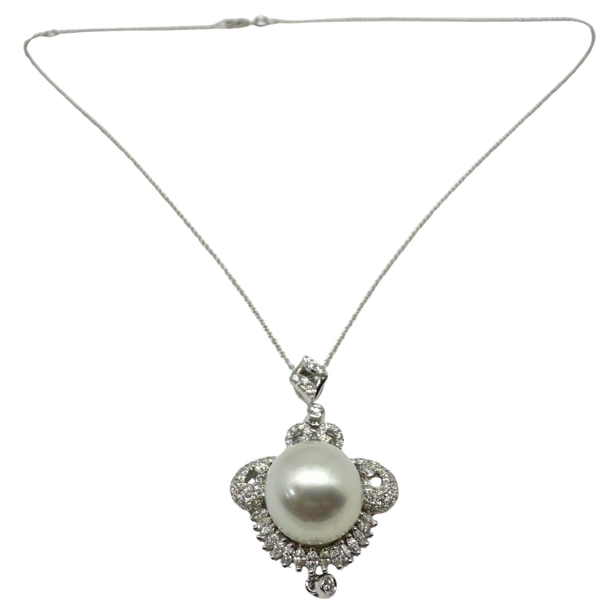 Collar de oro blanco de 18 quilates con diamantes y perlas inspirado en la época eduardiana 0,93 ct en Bueno estado para la venta en New York, NY