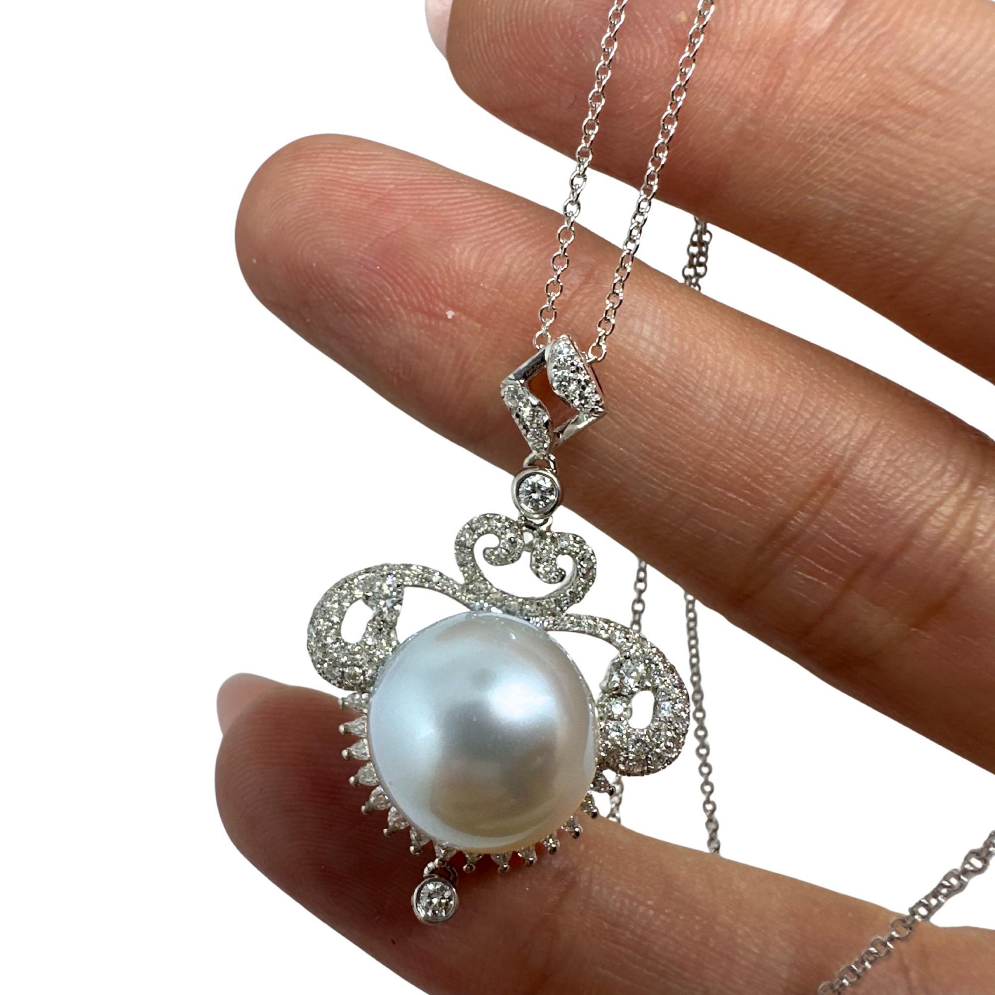 Collar de oro blanco de 18 quilates con diamantes y perlas inspirado en la época eduardiana 0,93 ct en venta 1