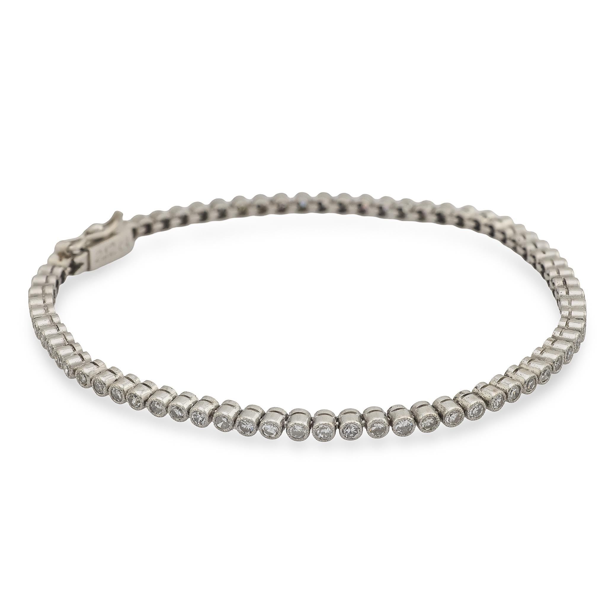Pulsera de tenis de platino con diamantes de 2,48 quilates de inspiración eduardiana Moderno en venta