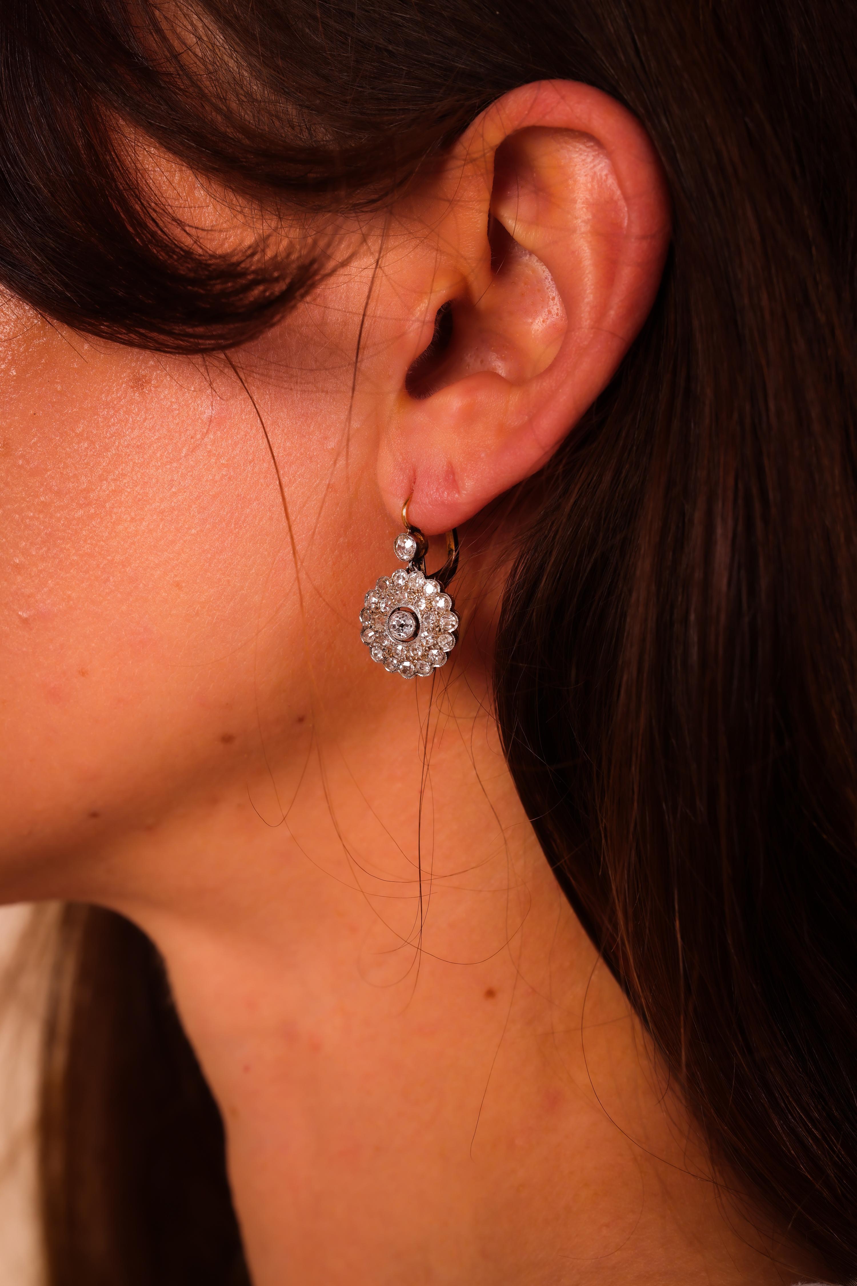 Edwardian Inspired 2.5 Carat Old Mine Diamond 18K Yellow Gold Cluster Earrings In Excellent Condition In Beverly Hills, CA