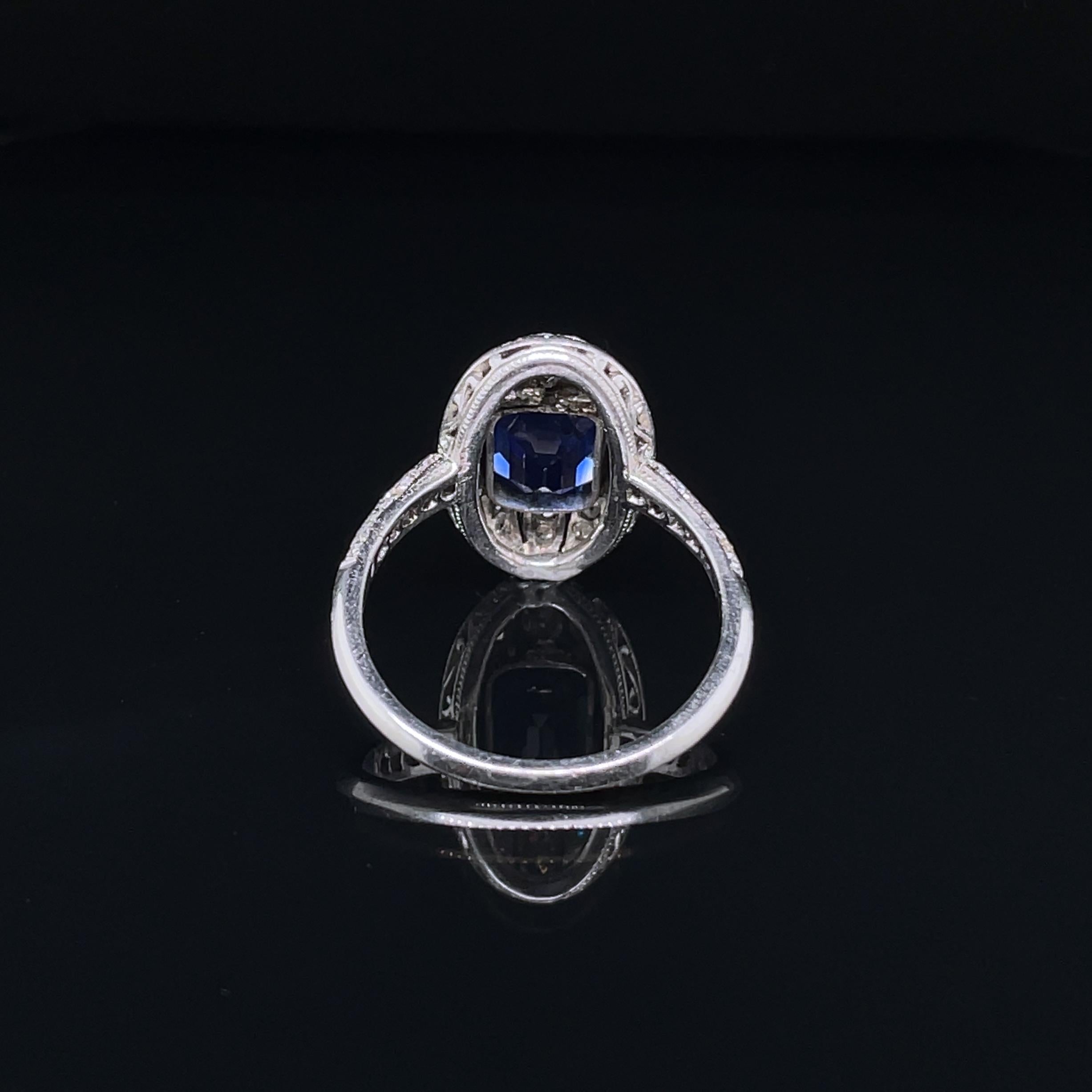Edwardian Kashmir Sapphire 2.56ct 'SSEF Certified' and Diamond Ring, ca. 1910s 4