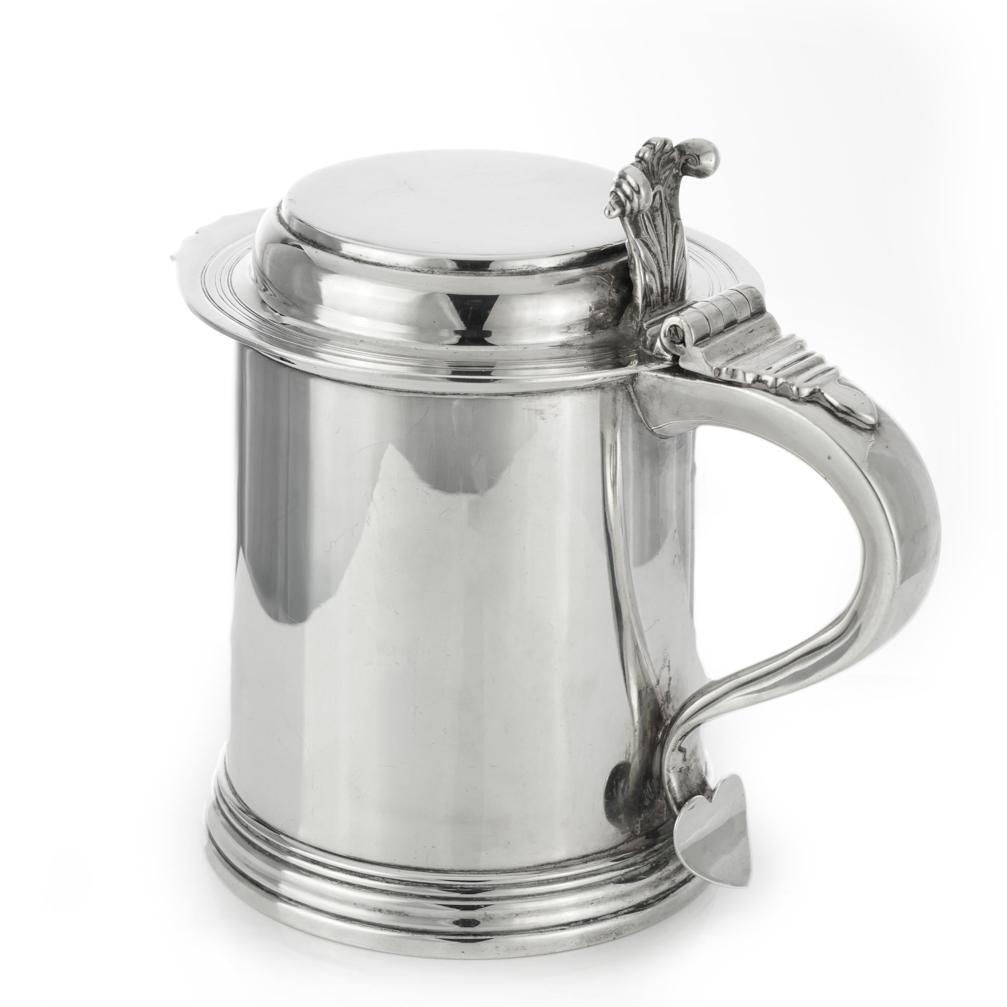Edwardian Large and Heavy Sterling Silver Tankard For Sale 6