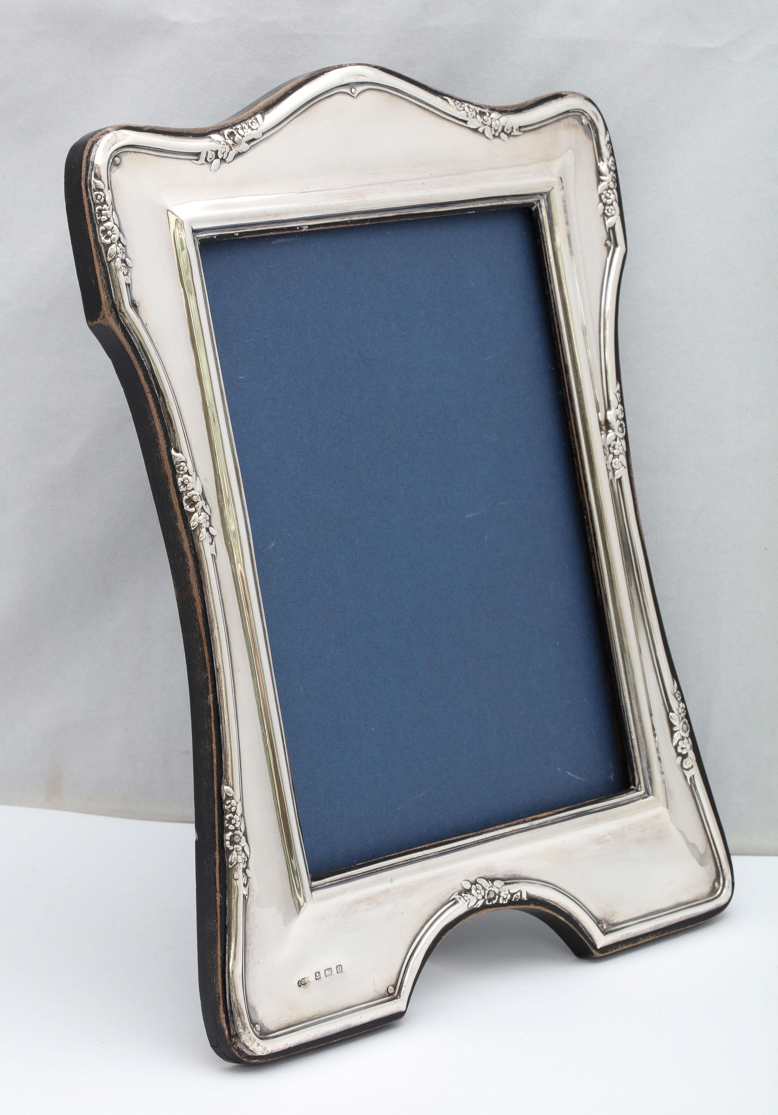 Edwardian Large Sterling Silver Wood-Backed Picture Frame For Sale 5