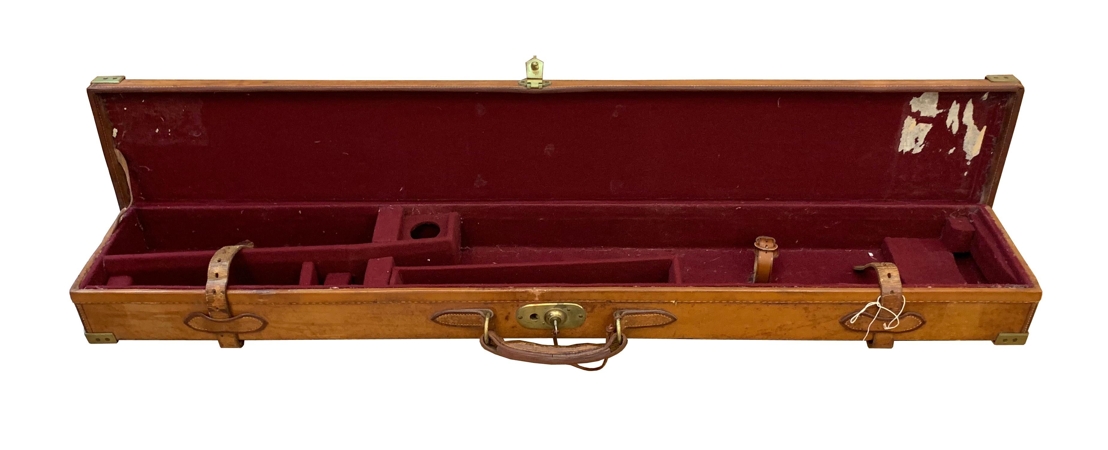 British Edwardian Leather over Oak Rifle or Hunting Gun Case Irish Guards For Sale