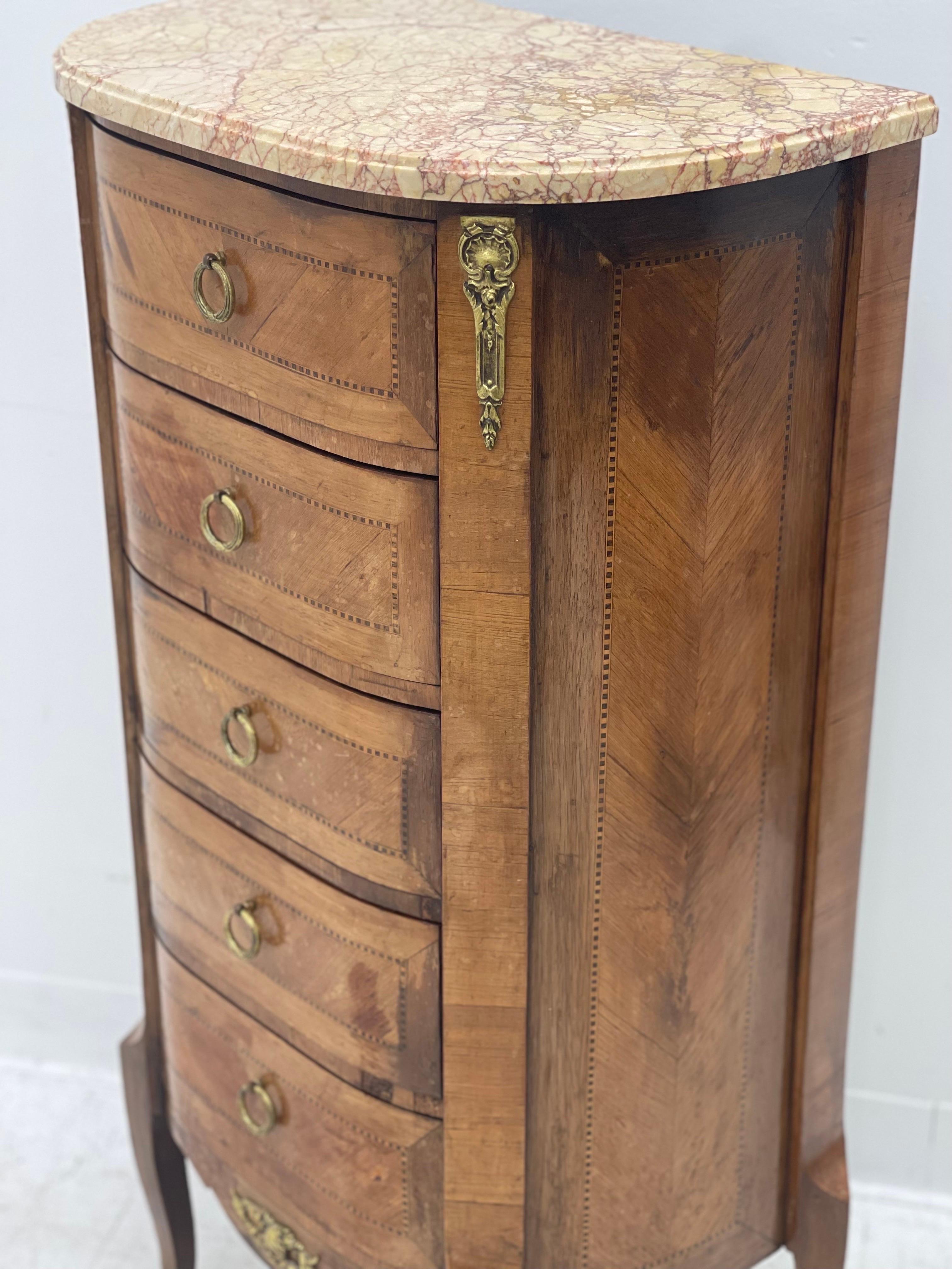 Edwardian cabinet Circa, 1900s marble top dovetail drawers storage

Dimensions. 22 W ; 40 H ; 12 1/2 D.