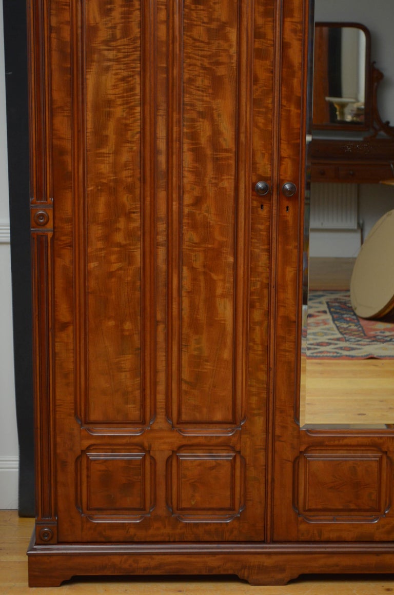 Edwardian Mahogany 3 Door Wardrobe For Sale At 1stdibs