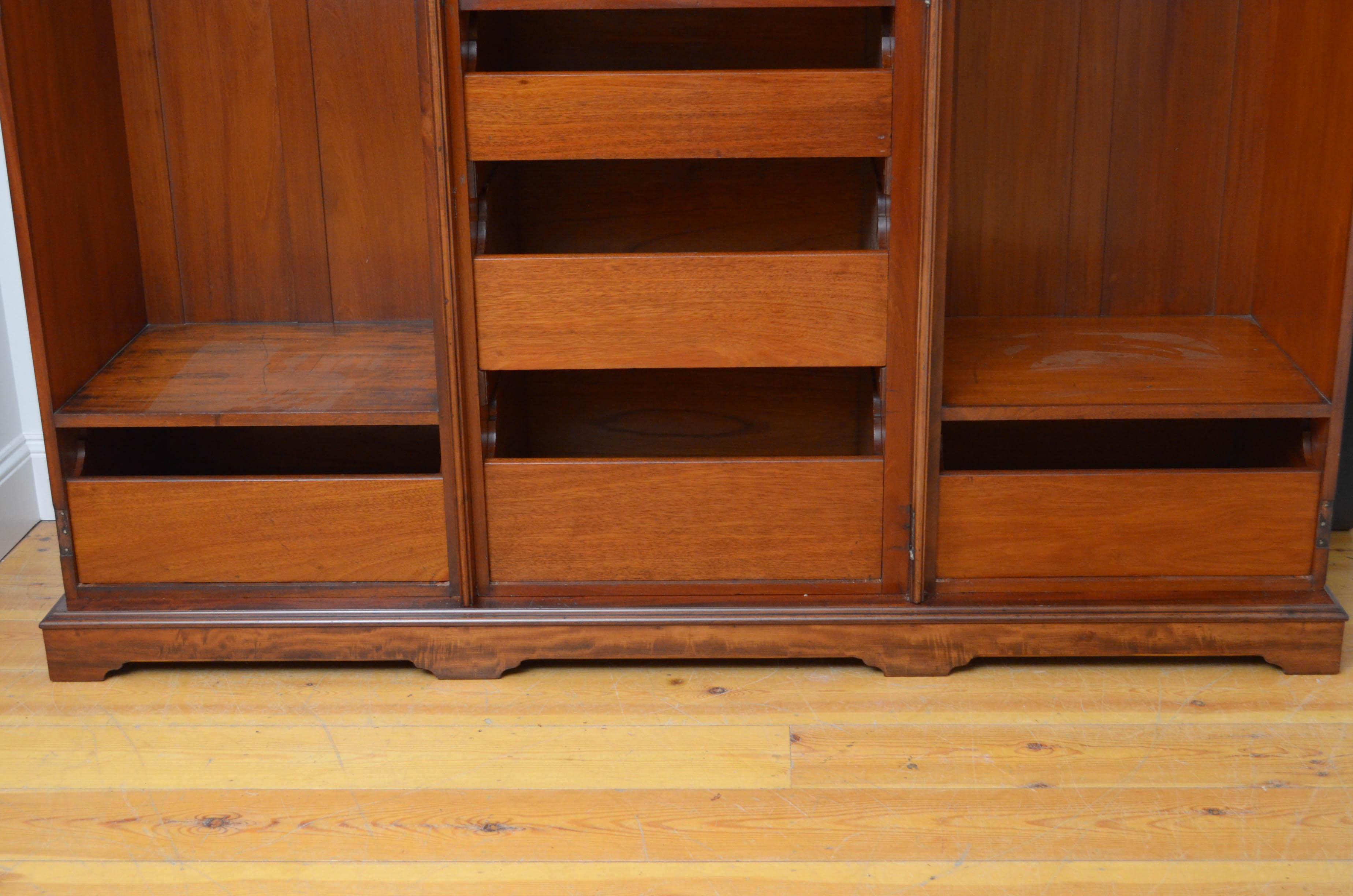 English Edwardian Mahogany 3-Door Wardrobe