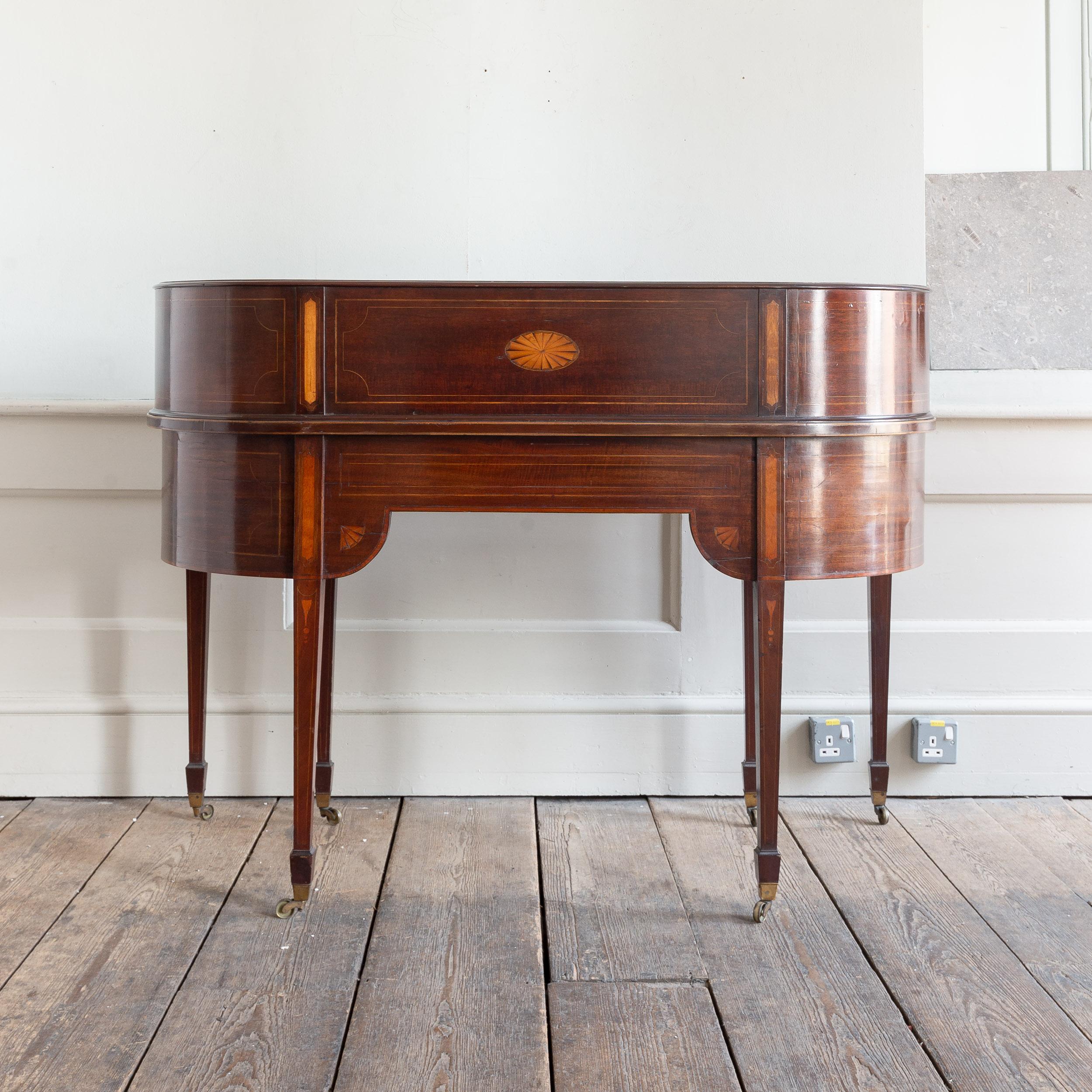 Carlton House-Schreibtisch aus edwardianischem Mahagoni und Seidenholz im Angebot 3