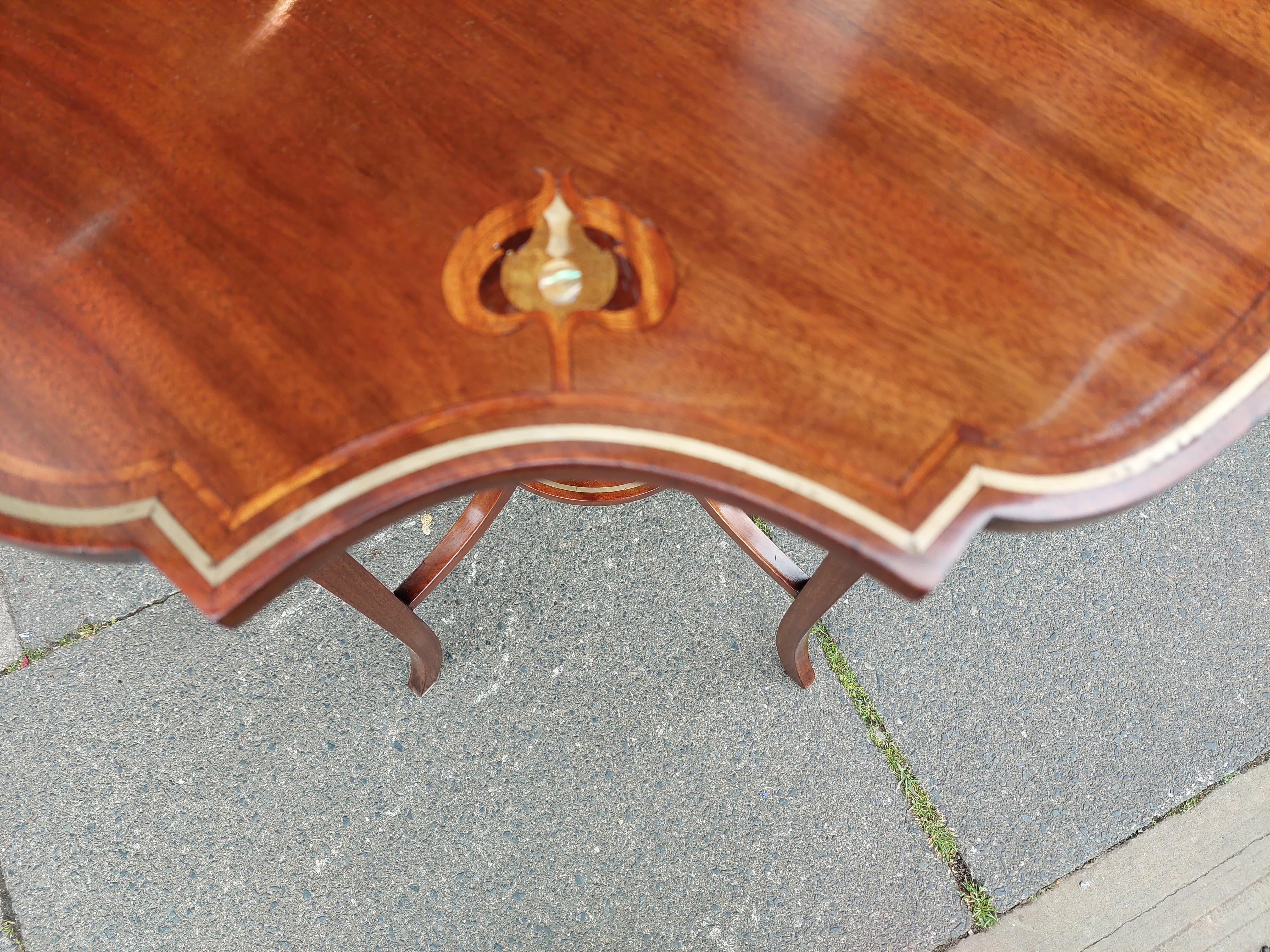 Edwardian Mahogany Art Nouveau Inlaid Occasional Table For Sale 1