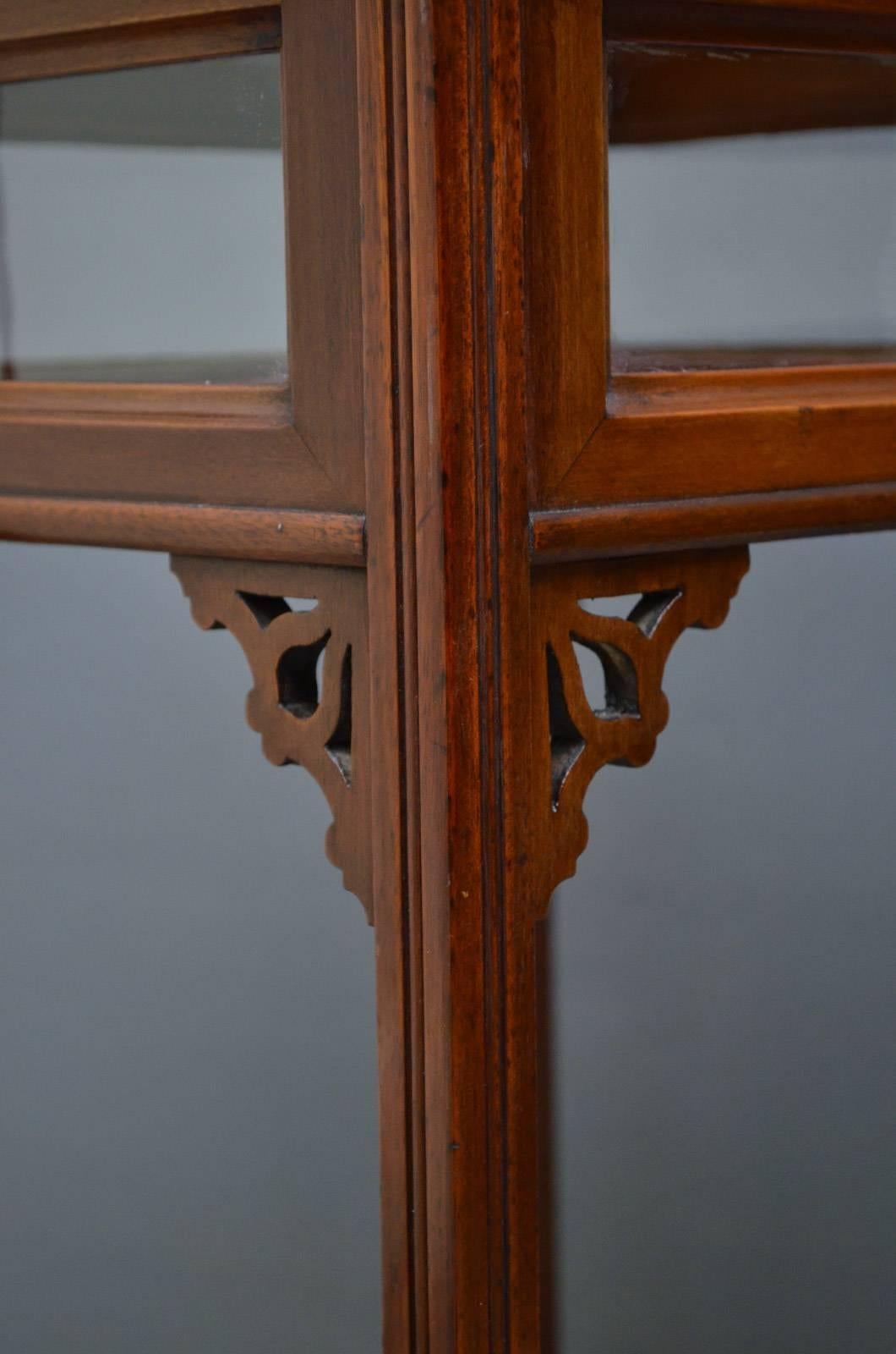 Early 20th Century Edwardian Mahogany Bijouterie Table