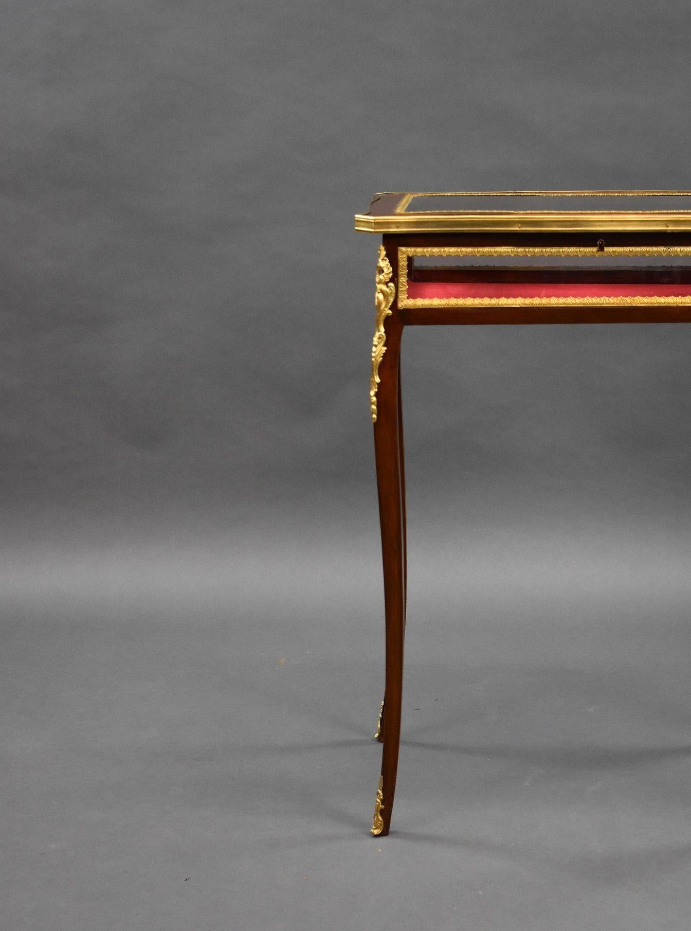19th Century Edwardian Mahogany Bijouterie/Treasure Table For Sale