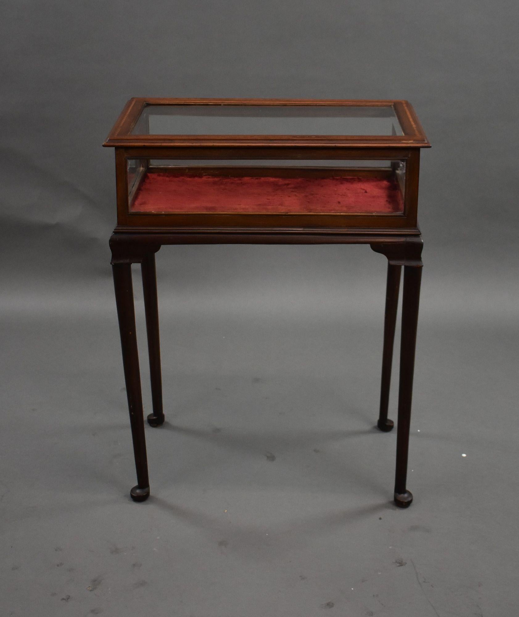 Early 20th Century Edwardian Mahogany Bijouterie/Treasure Table
