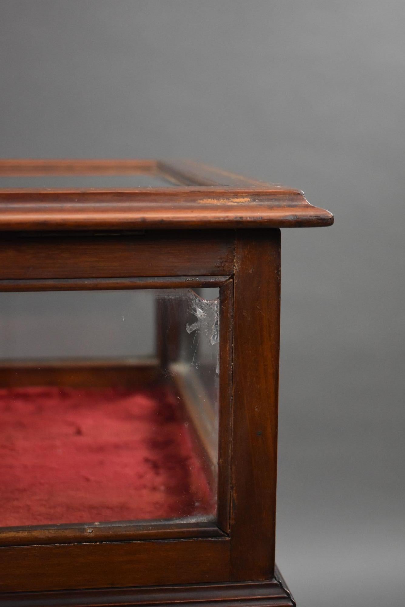Edwardian Mahogany Bijouterie/Treasure Table 4