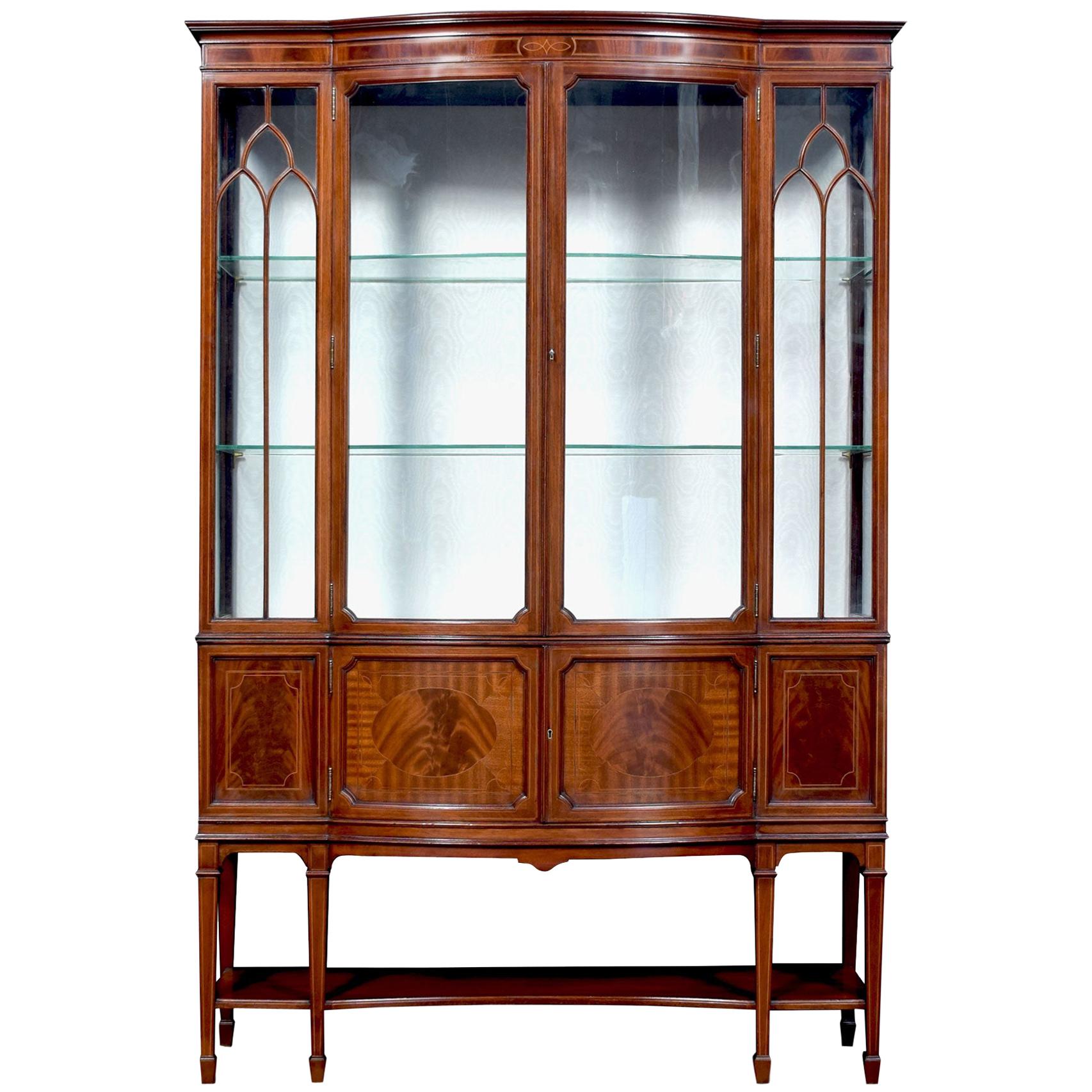 Edwardian Mahogany Bow Front Display Cabinet