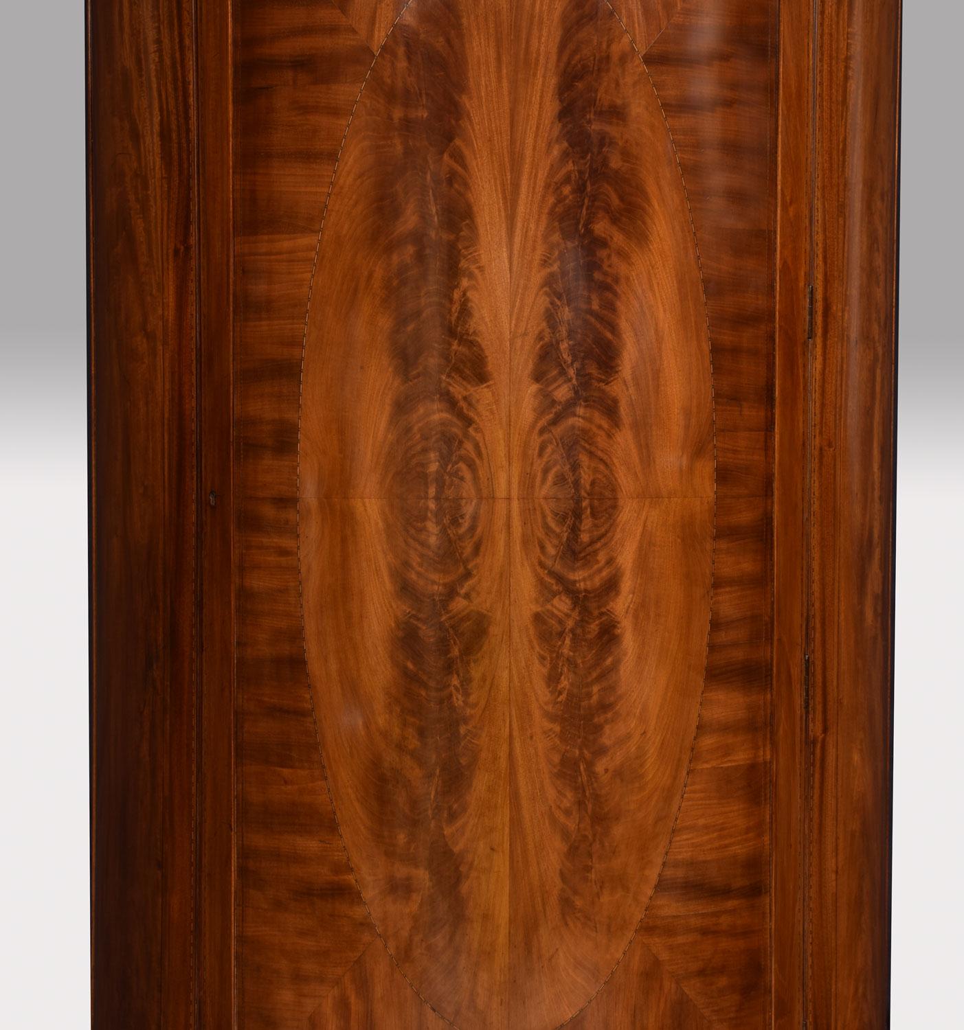Edwardian Mahogany Bow Fronted Wardrobe by Maple and Co. In Excellent Condition In Cheshire, GB