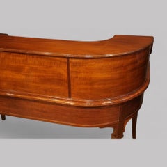 Edwardian mahogany Carlton House desk