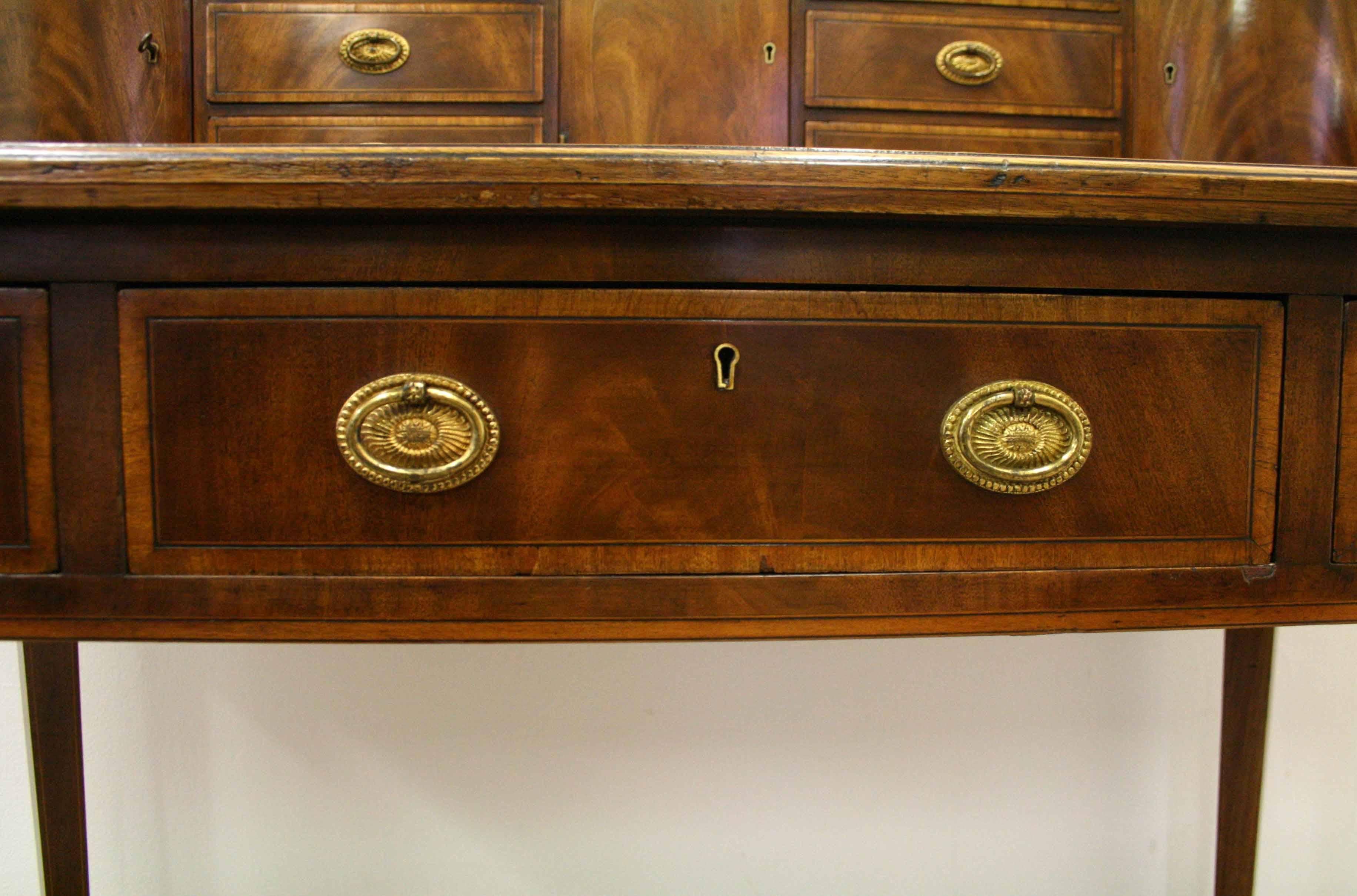 Edwardian Mahogany Carlton House Desk In Good Condition In Edinburgh, GB