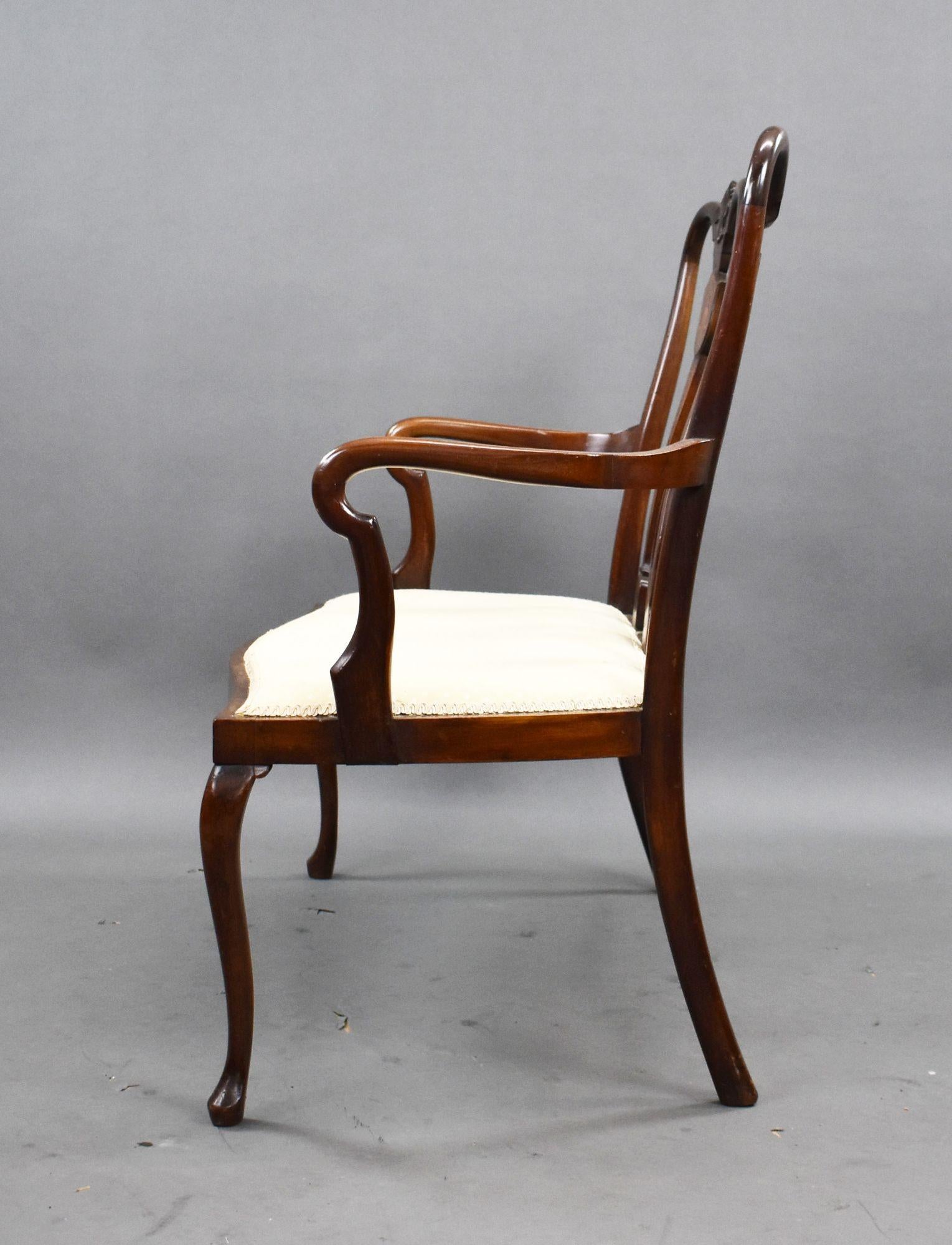 Edwardian Mahogany Chair Back Settee en Bueno estado para la venta en Chelmsford, Essex