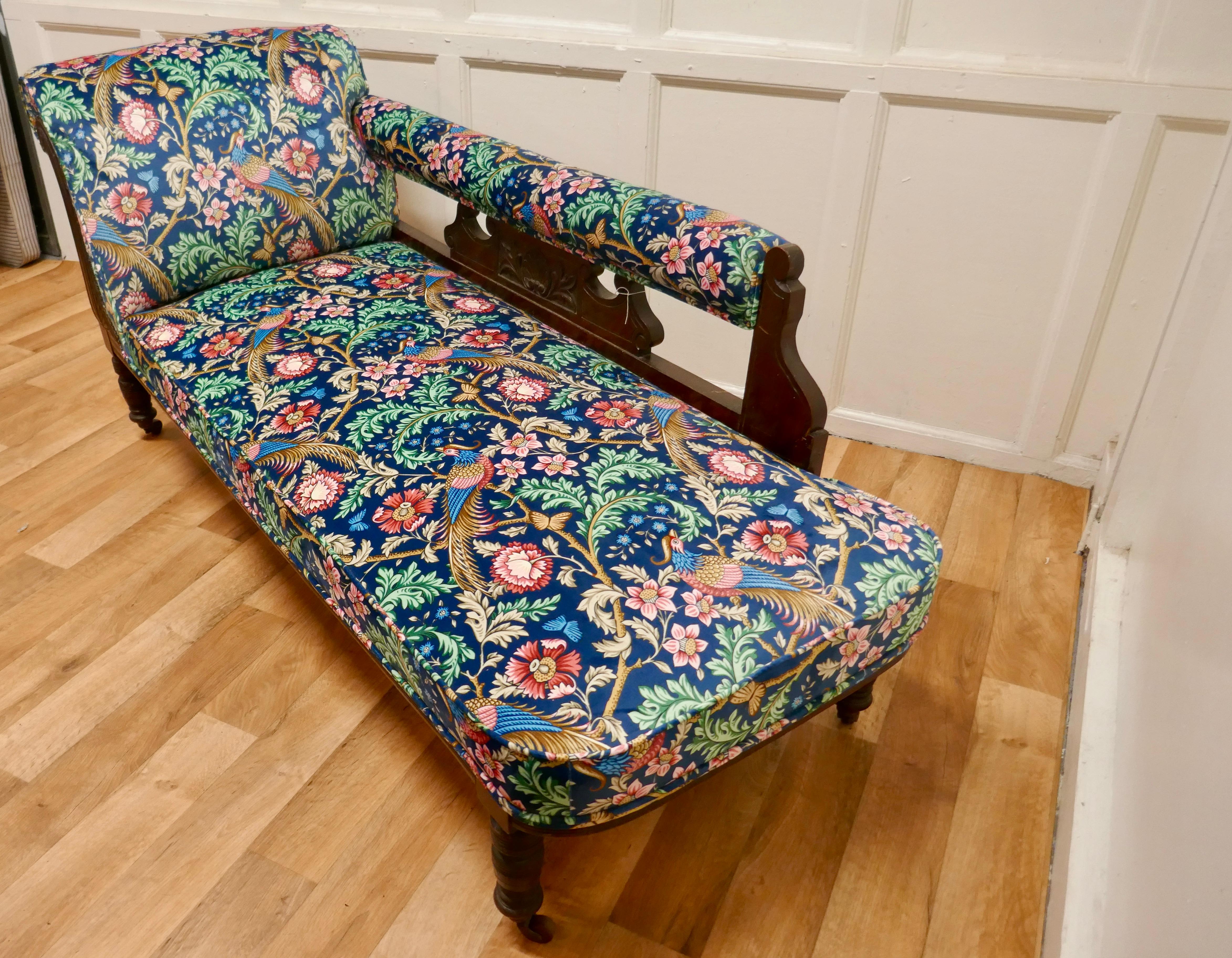 Arts and Crafts Chaise longue édouardienne en acajou, tissu William Morris