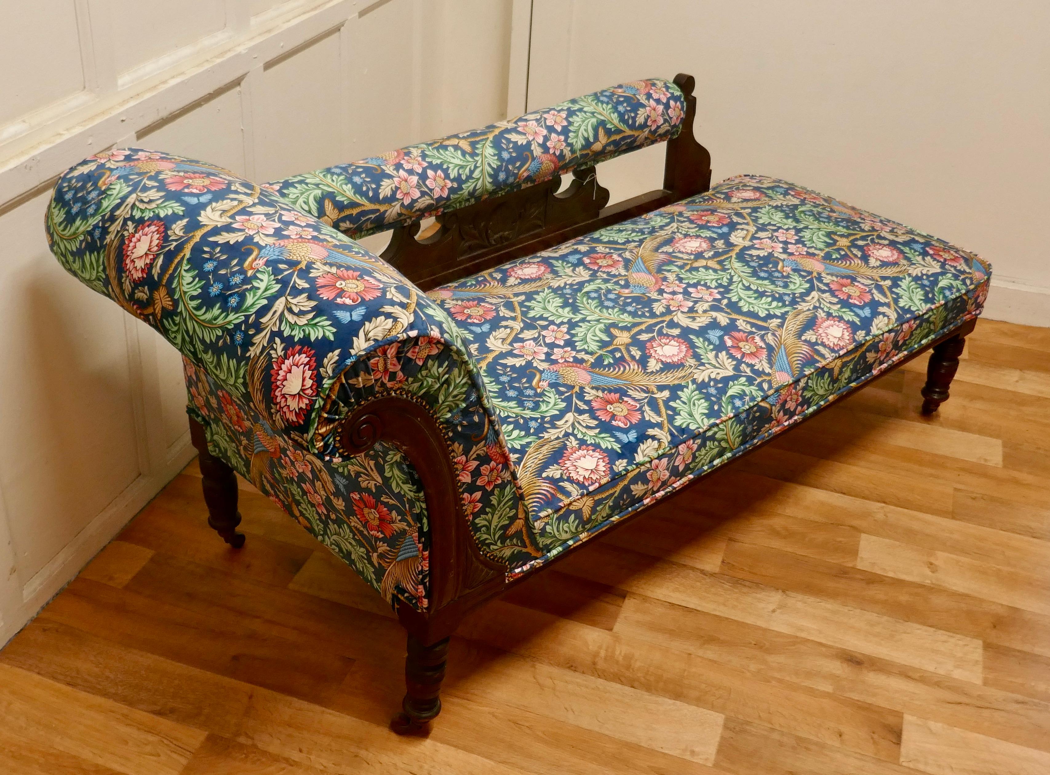 Velours Chaise longue édouardienne en acajou, tissu William Morris