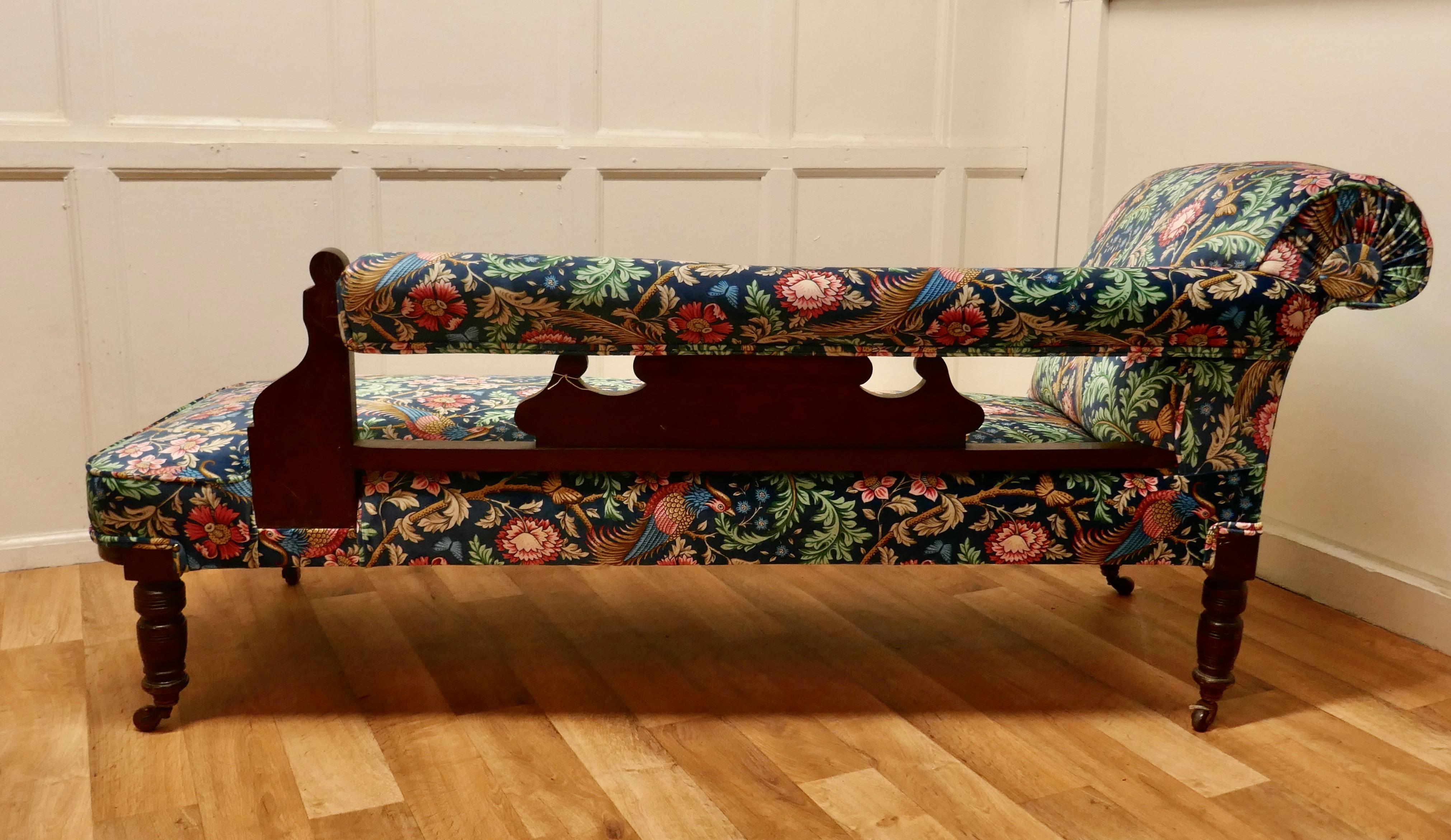 Chaise longue édouardienne en acajou, tissu William Morris 2