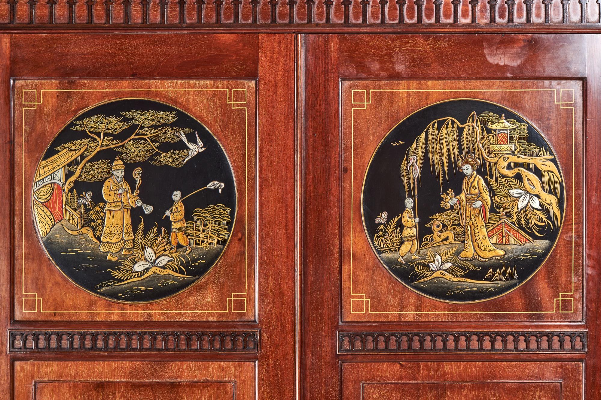 Edwardian Mahogany & chinoiserie Decorated Wardrobe In Good Condition For Sale In Dereham, GB