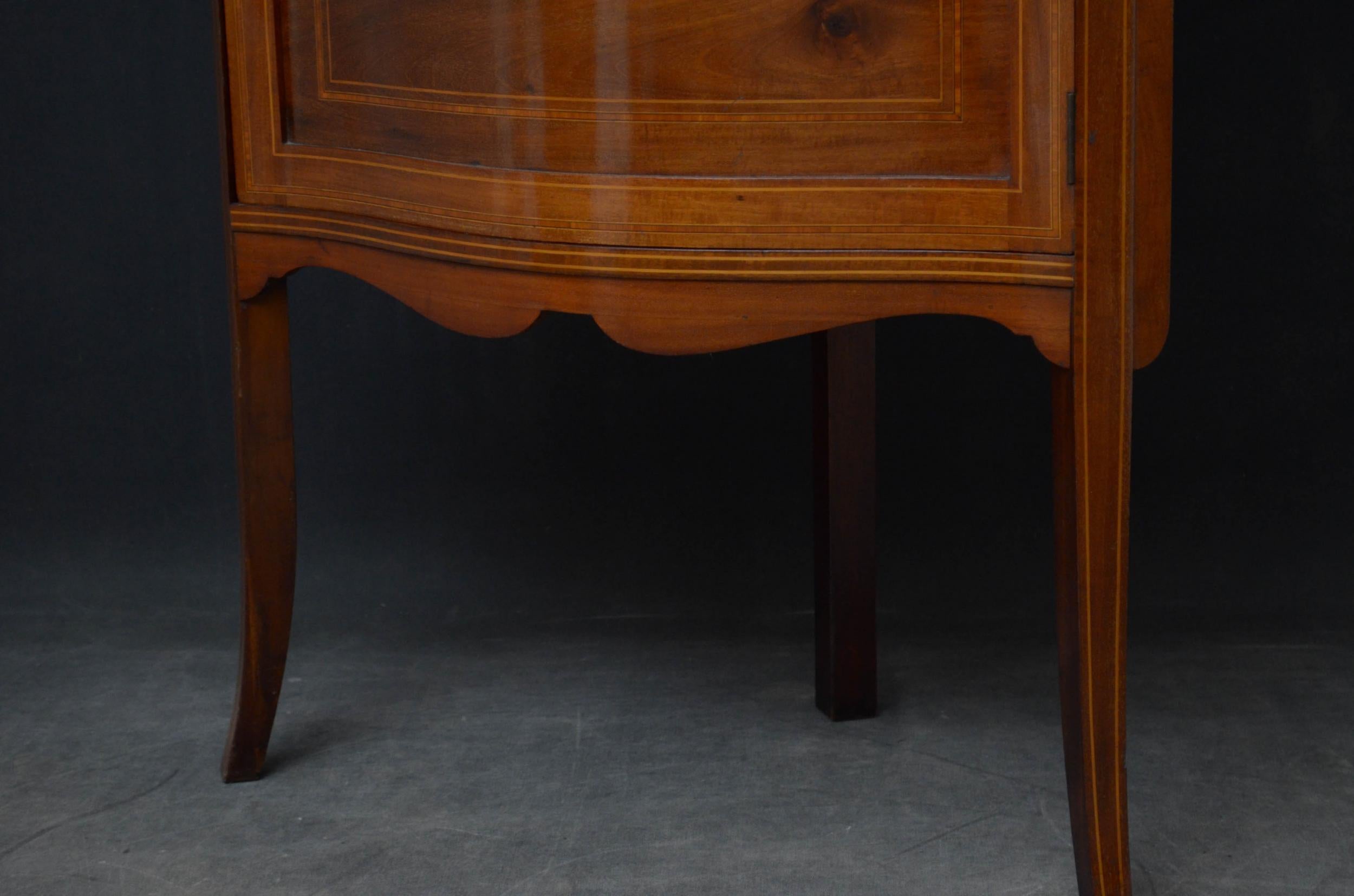 Edwardian Mahogany Corner Display Cabinet 3