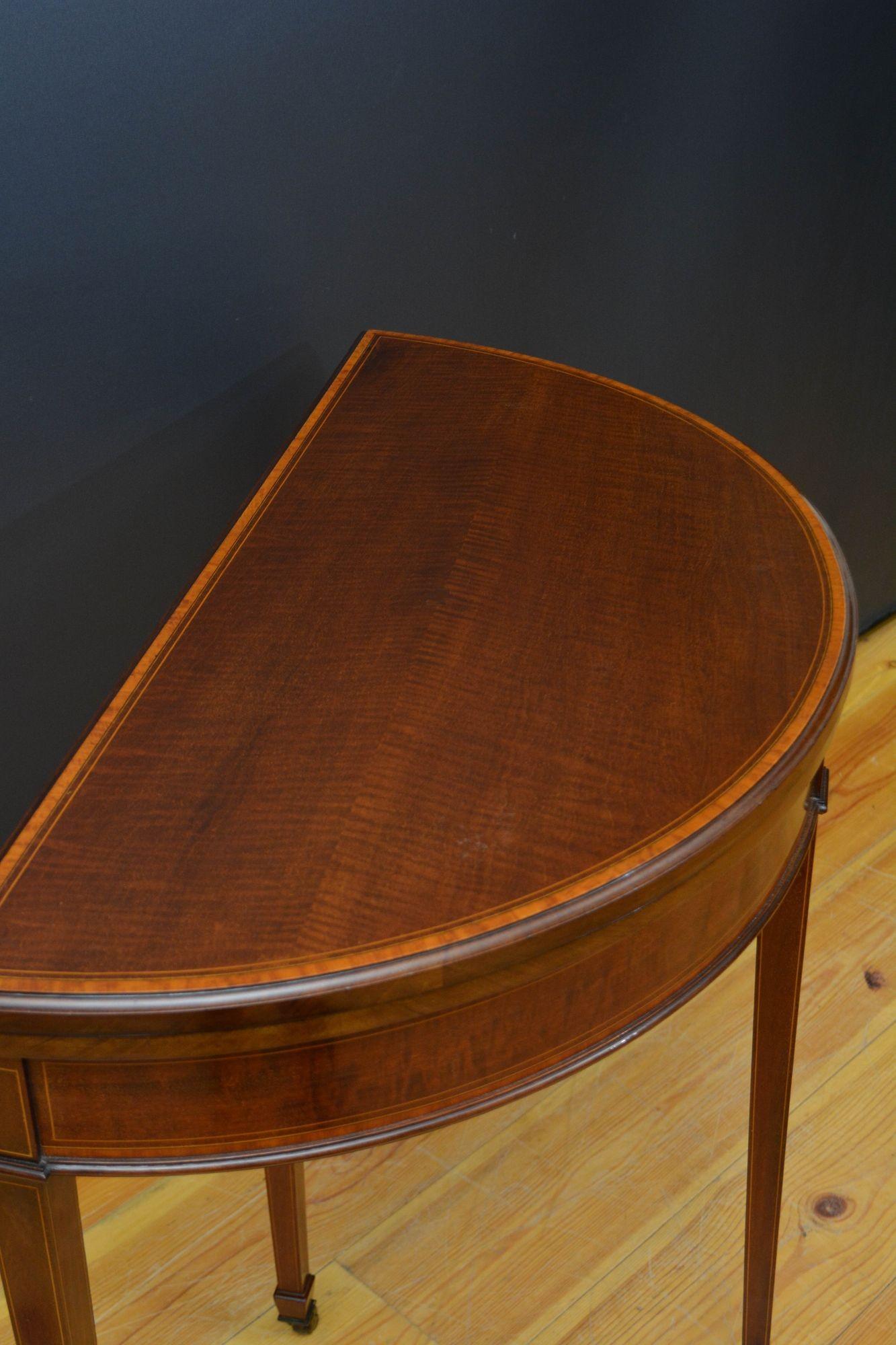Edwardian Mahogany Demi Lune Hall Table / Card Table For Sale 7