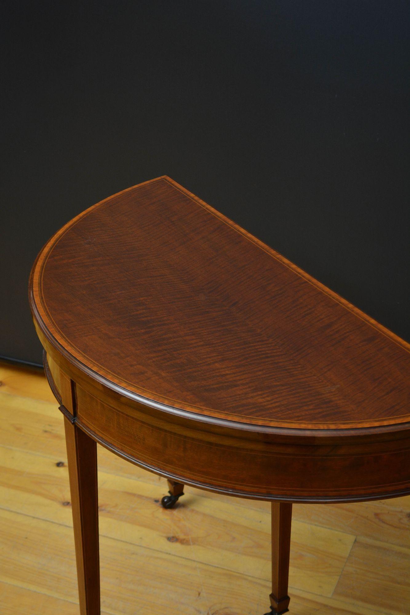 Edwardian Mahogany Demi Lune Hall Table / Card Table For Sale 2