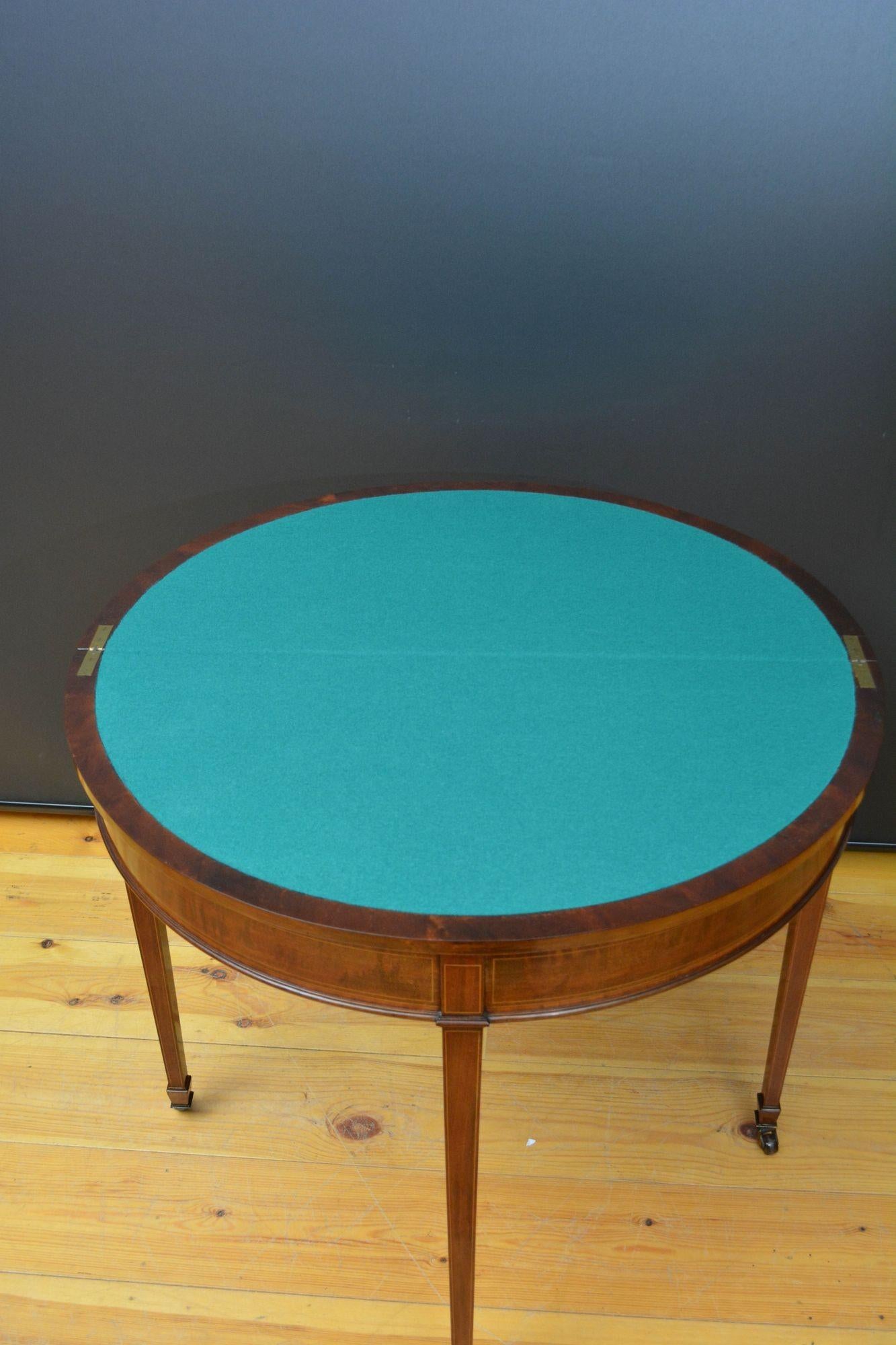 Edwardian Mahogany Demi Lune Hall Table / Card Table For Sale 4