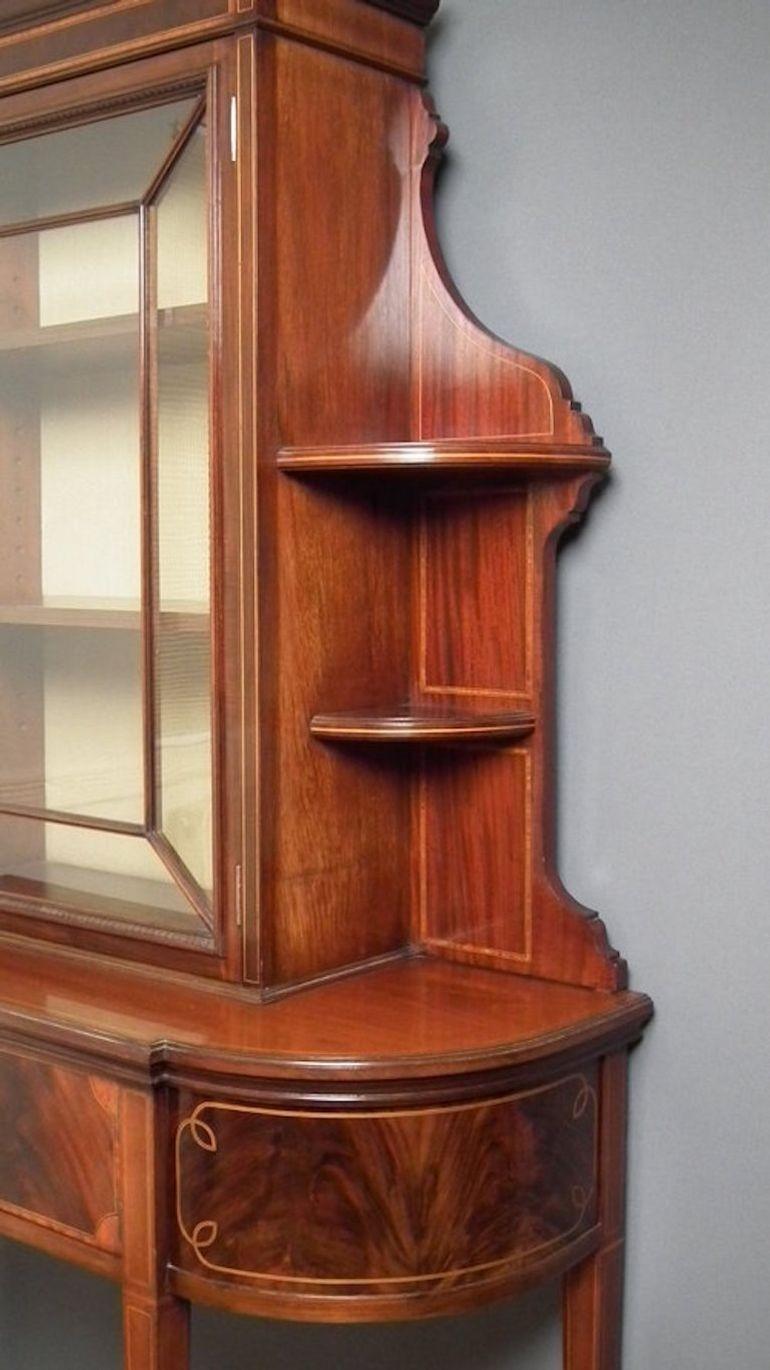 Edwardian Mahogany Display Cabinet In Good Condition For Sale In Whaley Bridge, GB