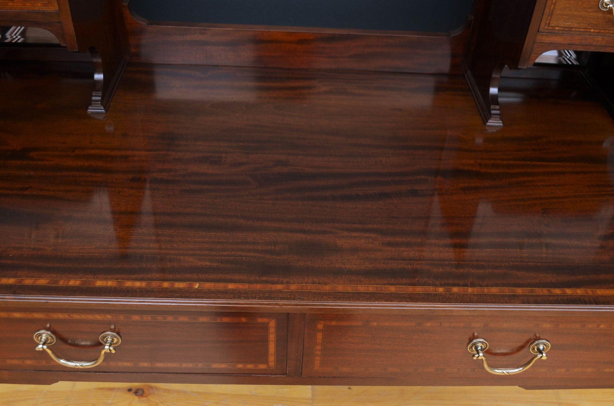 Edwardian Mahogany Dressing Table by Maple & Co For Sale 1