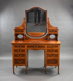 Edwardian Mahogany Dressing Table